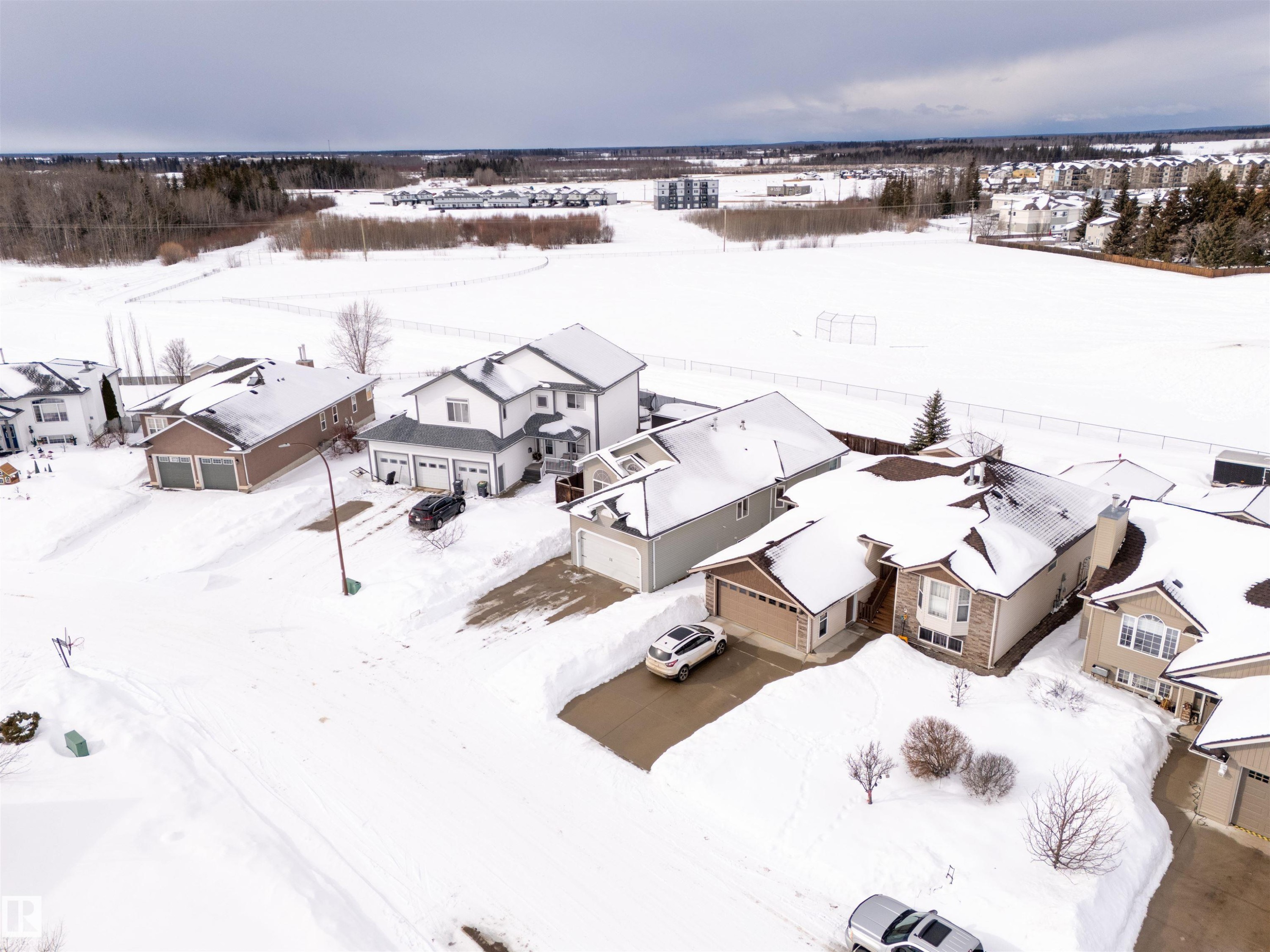 












711 21 Street

,
Cold Lake,




AB
T9M 1M8

