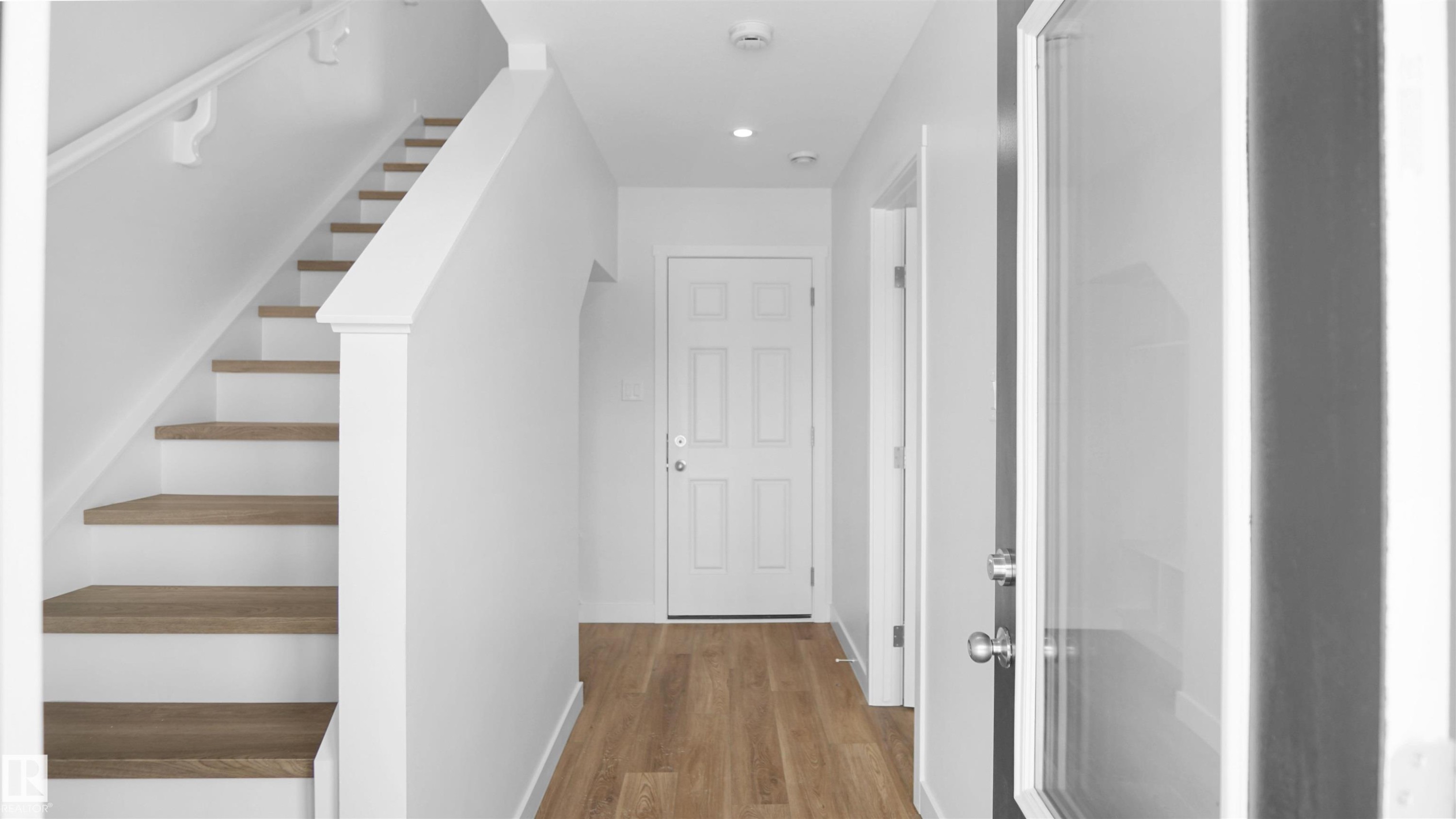












21305 131A Avenue

,
Edmonton,




AB
T5S 0T7

