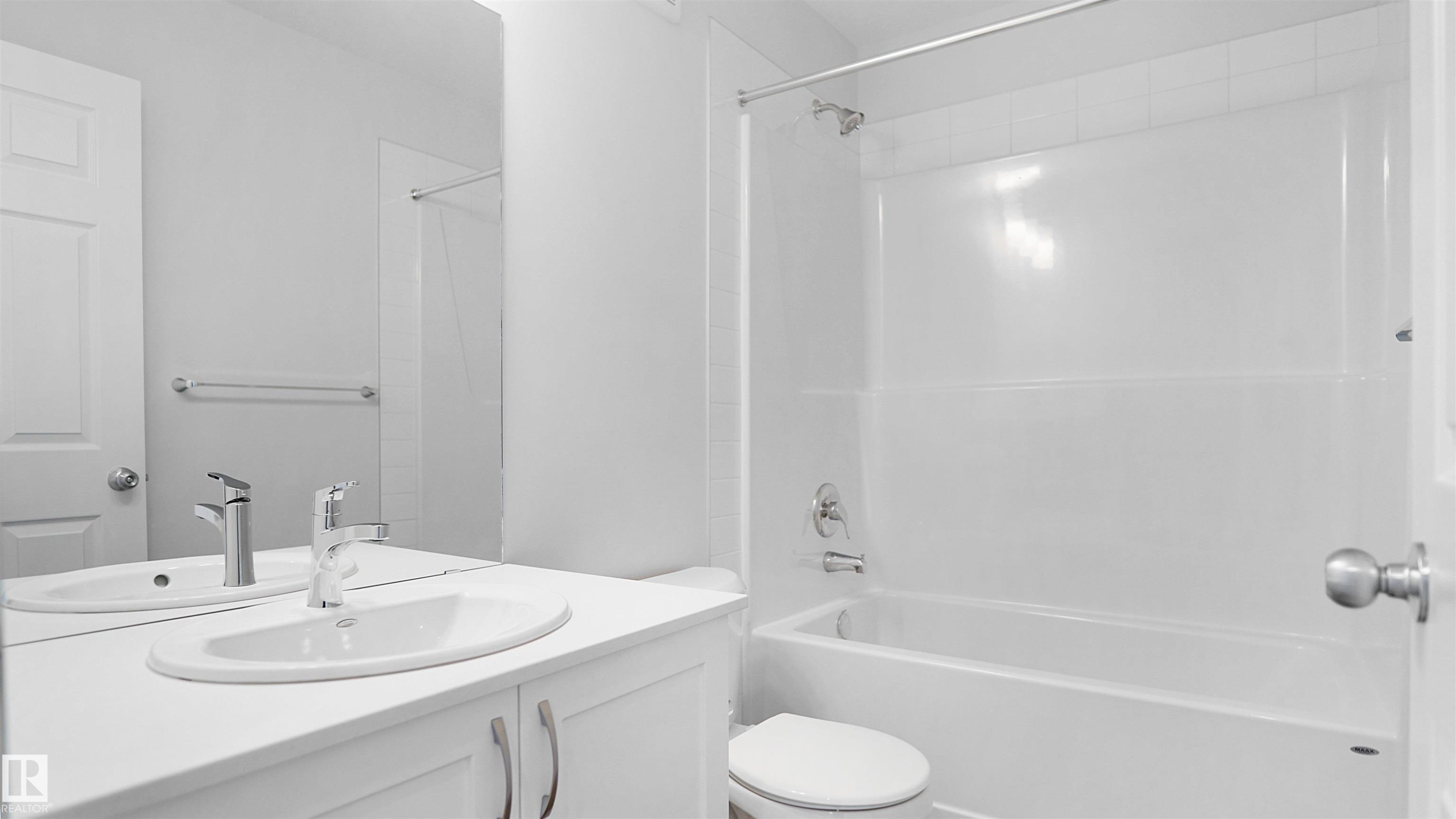 












21305 131A Avenue

,
Edmonton,




AB
T5S 0T7

