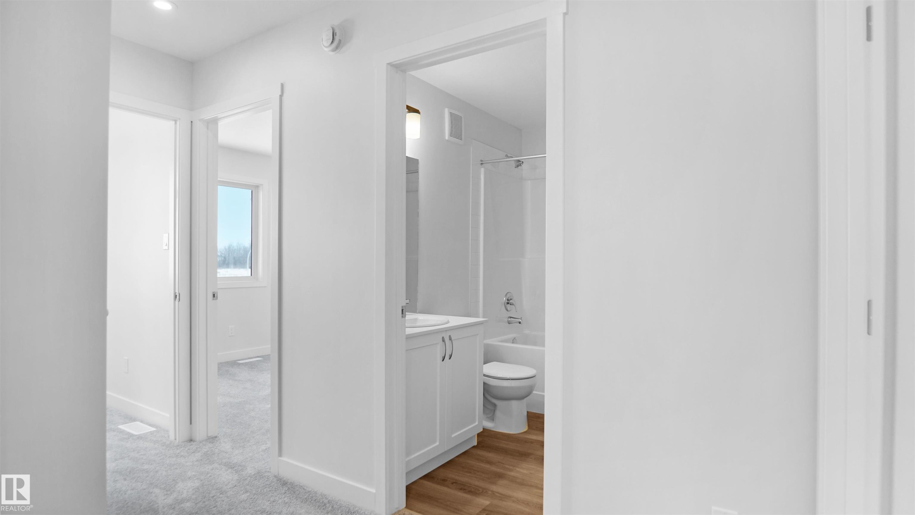 












21305 131A Avenue

,
Edmonton,




AB
T5S 0T7

