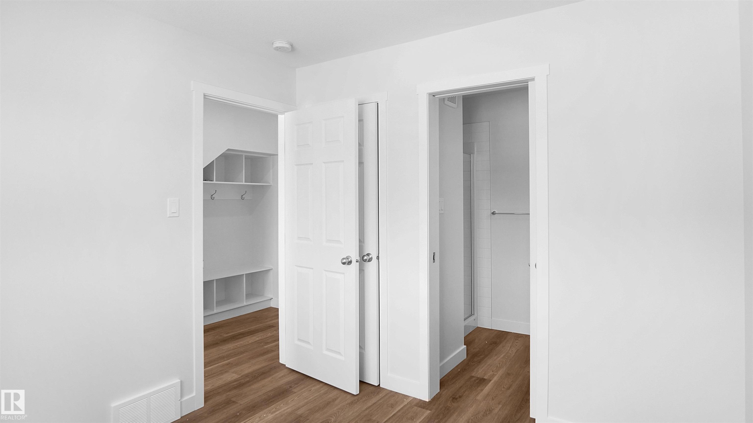 












21305 131A Avenue

,
Edmonton,




AB
T5S 0T7

