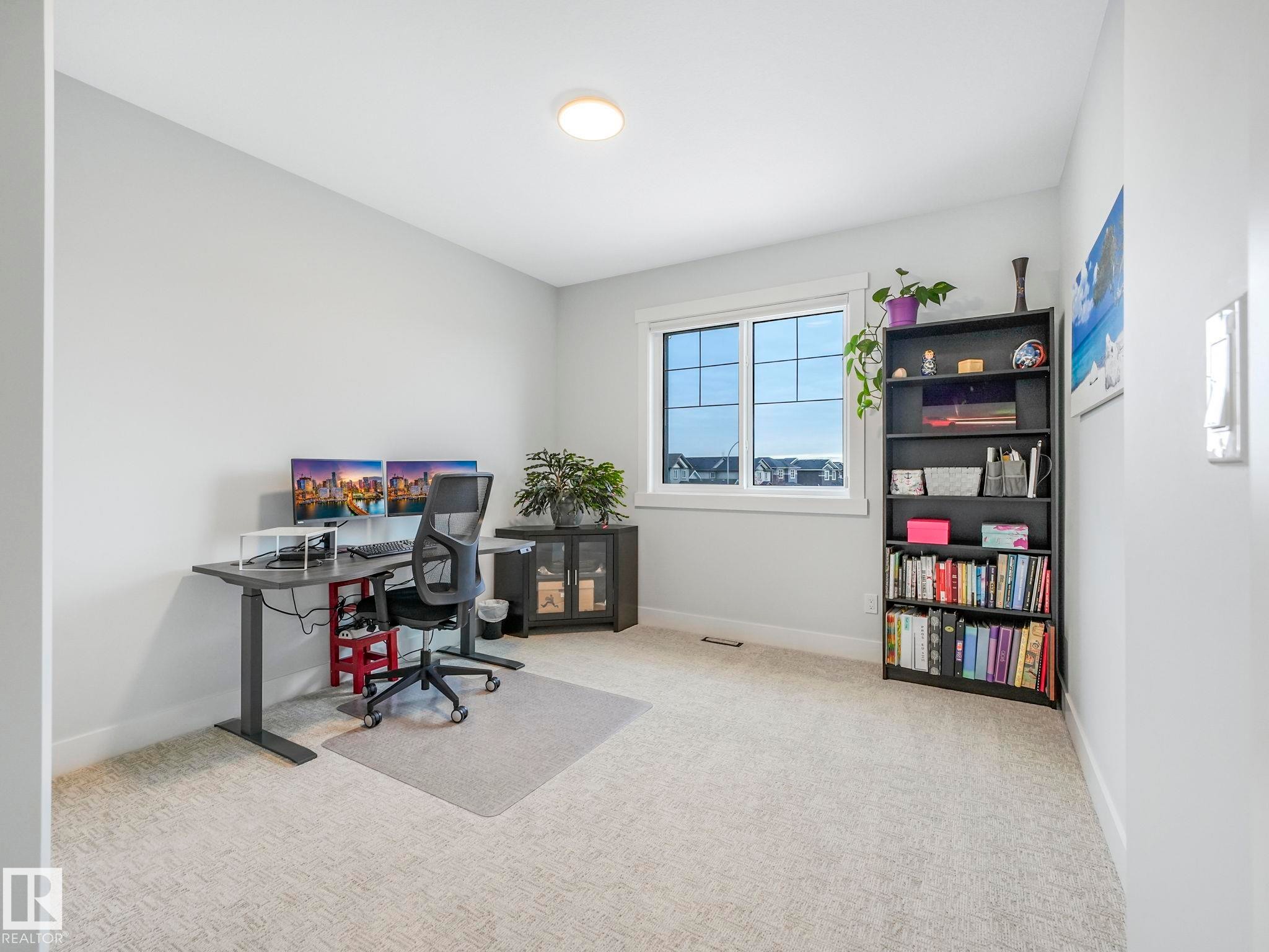 












53 AUTUMNWOOD Crescent

,
Spruce Grove,




AB
T7X 0J3

