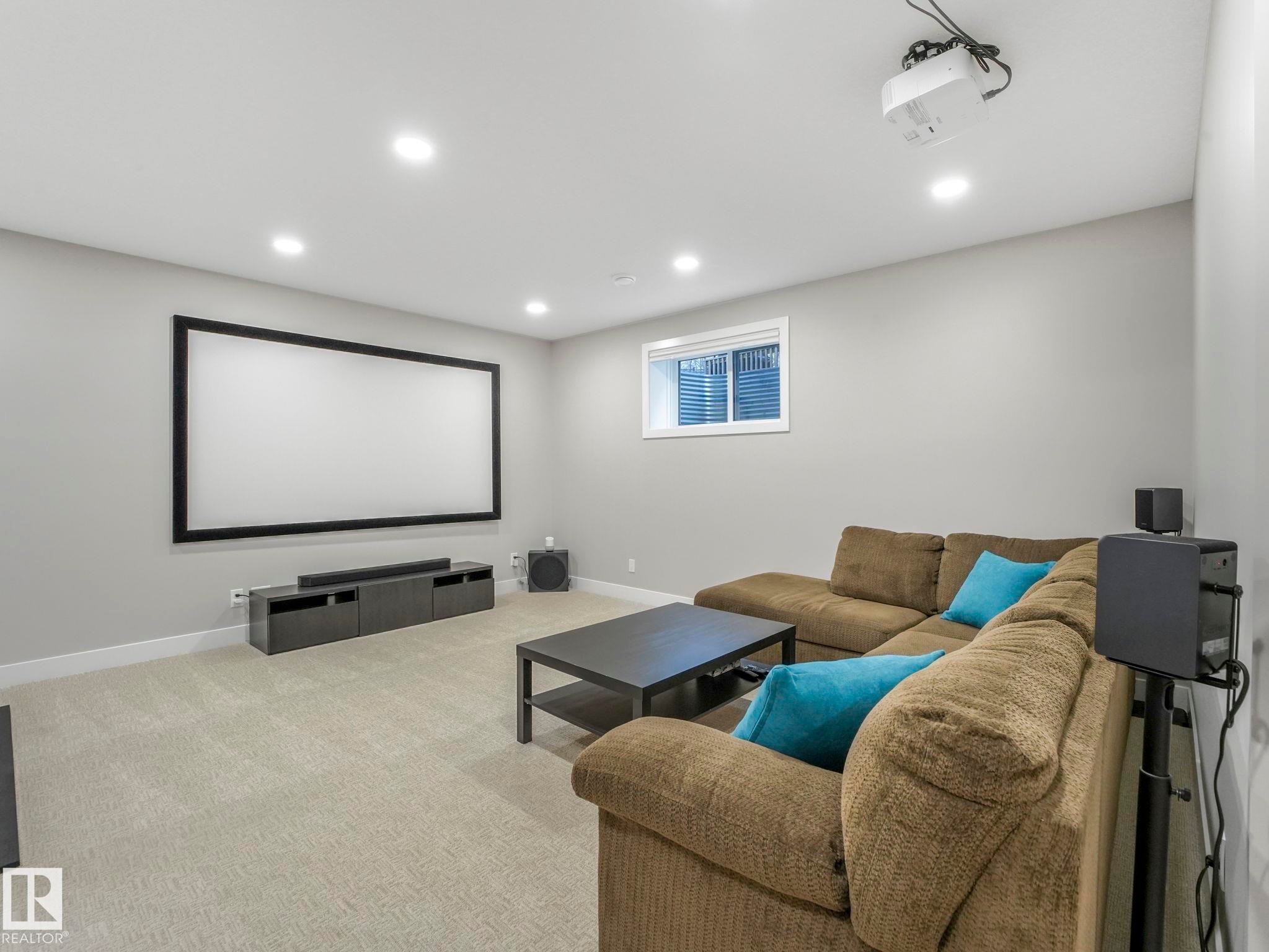 












53 AUTUMNWOOD Crescent

,
Spruce Grove,




AB
T7X 0J3

