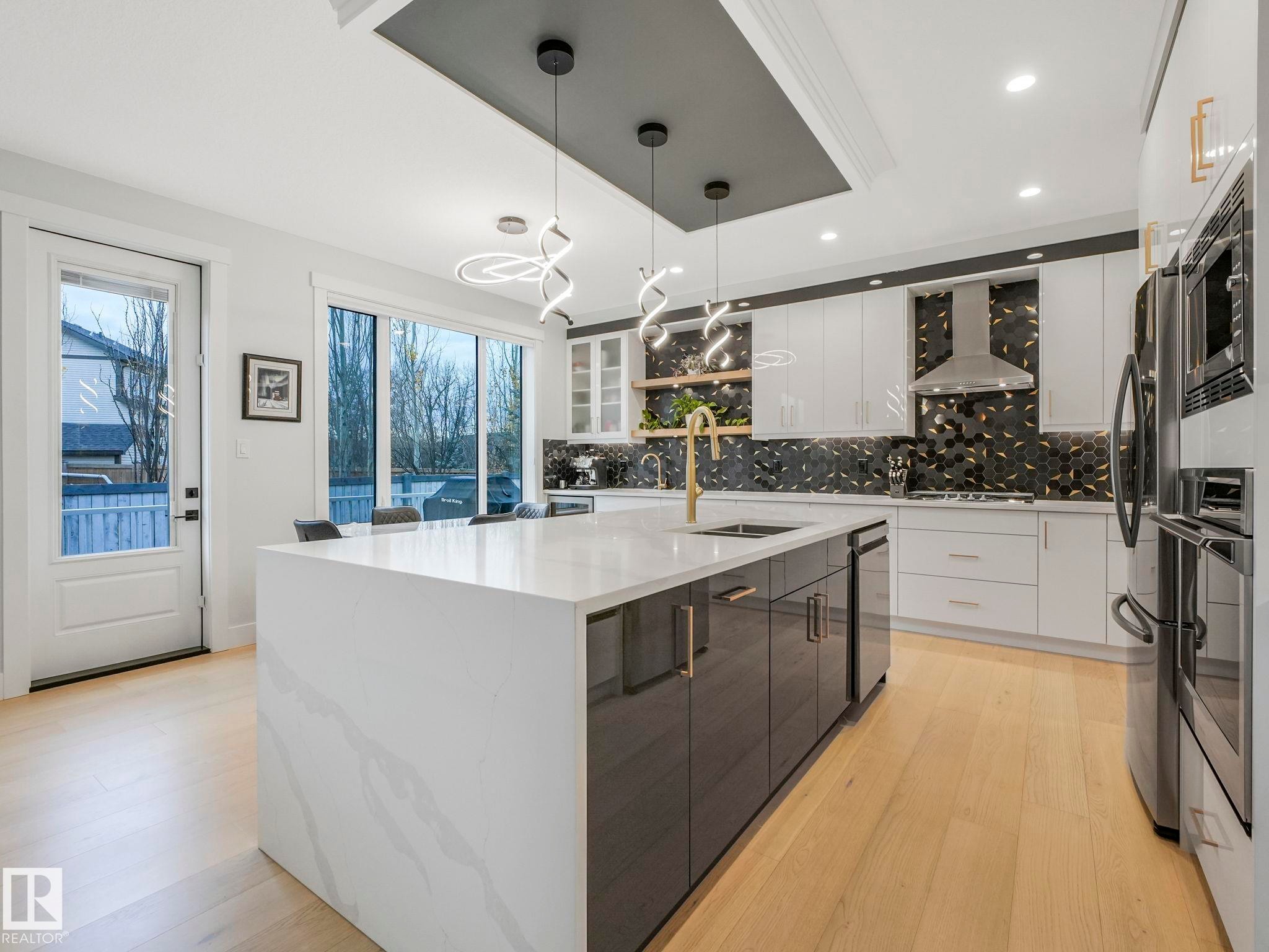 












53 AUTUMNWOOD Crescent

,
Spruce Grove,




AB
T7X 0J3

