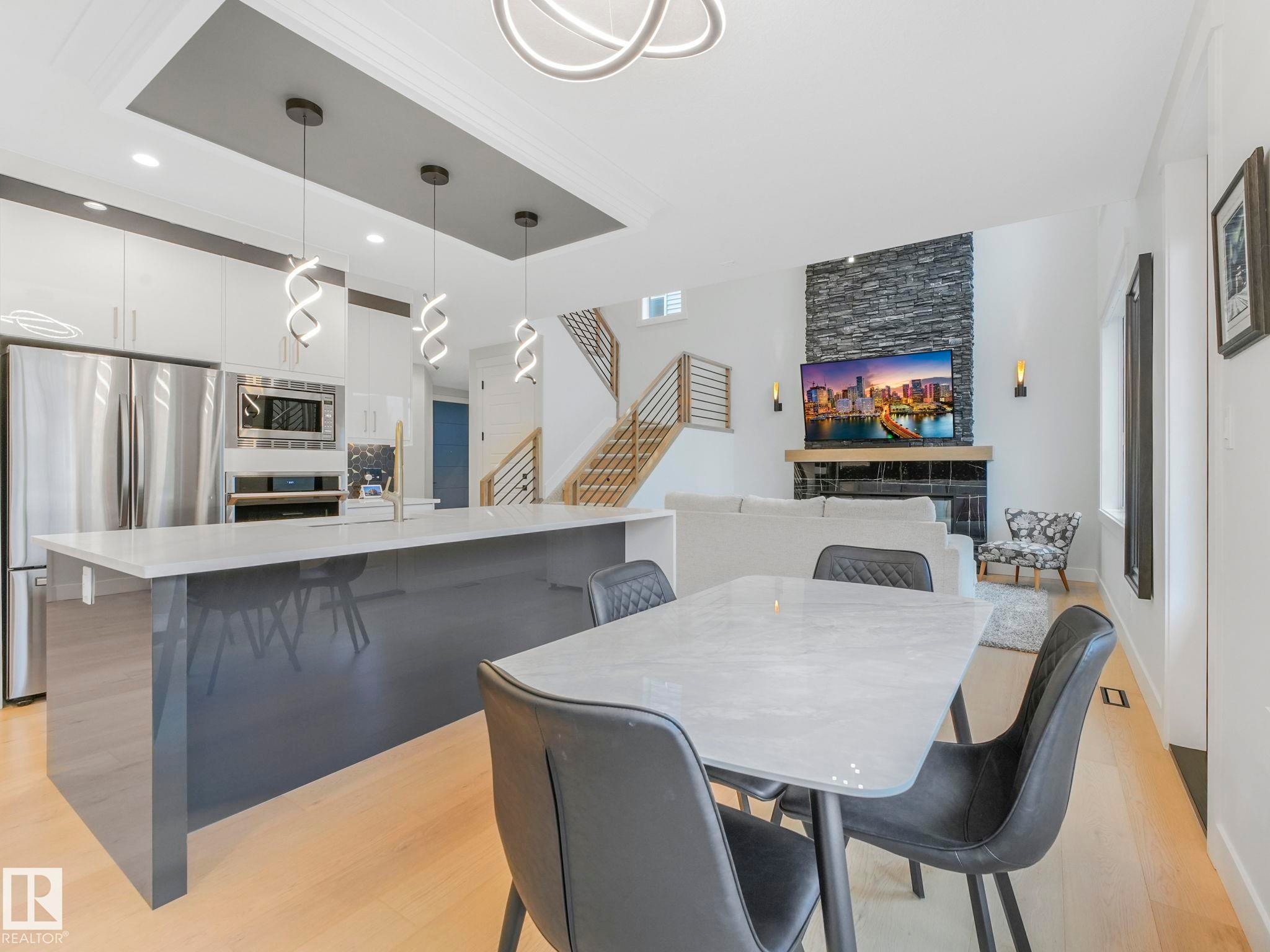 












53 AUTUMNWOOD Crescent

,
Spruce Grove,




AB
T7X 0J3

