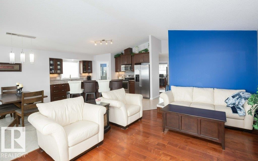 












11116 103 Street

,
Westlock,




AB
T7P 1G6

