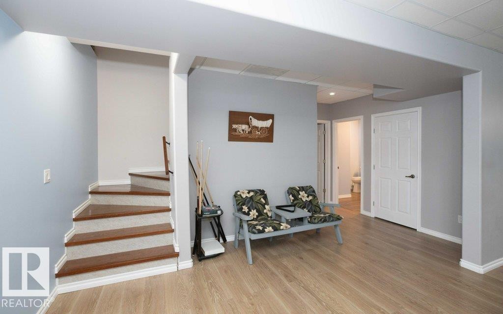 












11116 103 Street

,
Westlock,




AB
T7P 1G6

