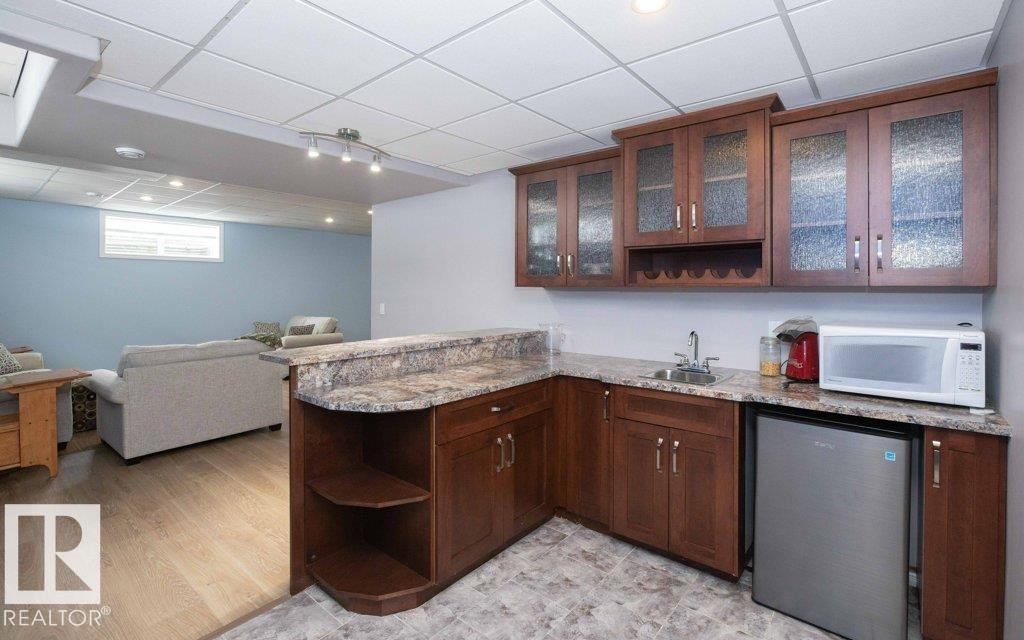 












11116 103 Street

,
Westlock,




AB
T7P 1G6

