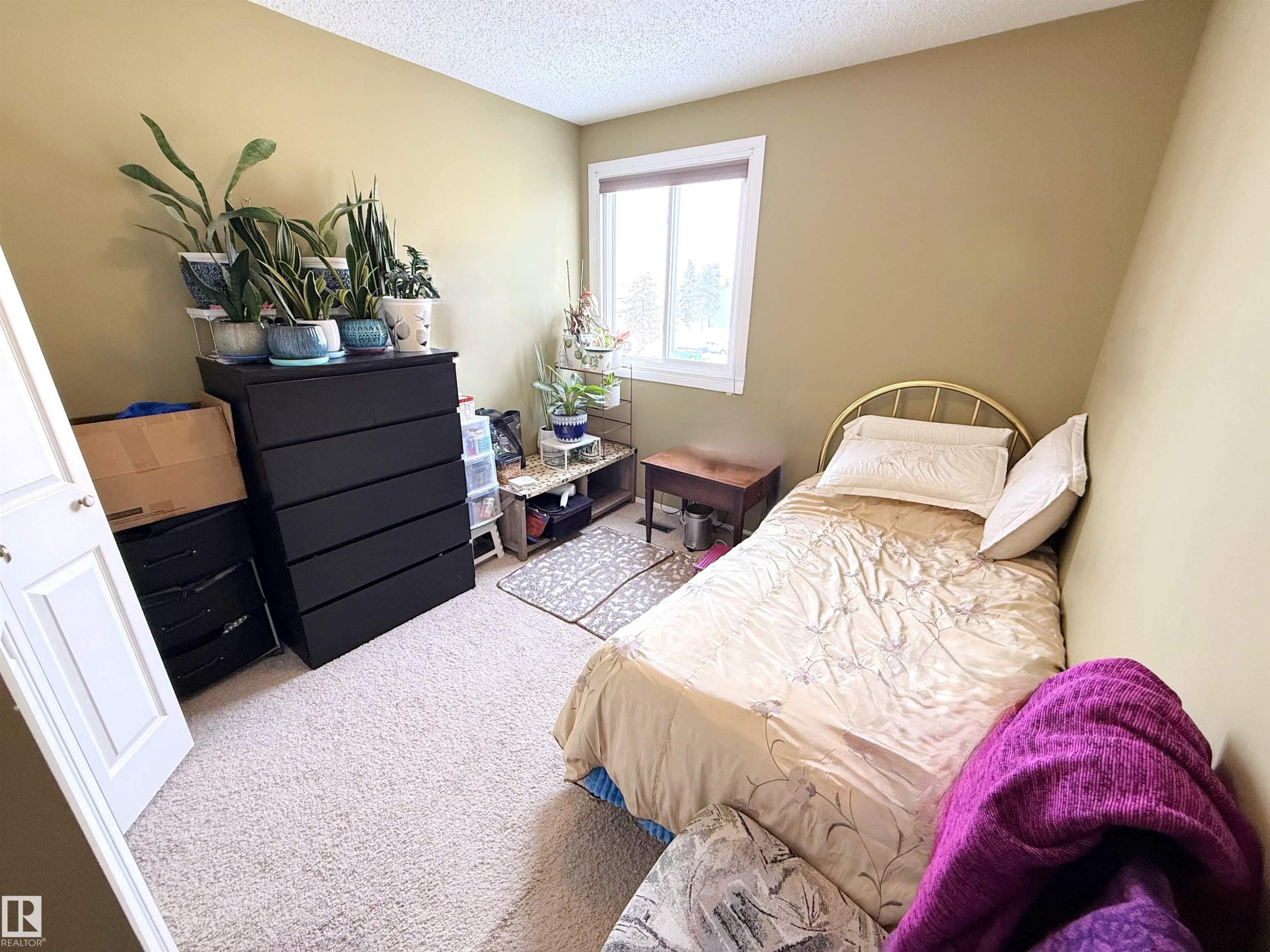 












157 LANCASTER Terrace

,
Edmonton,




AB
T5X 5T1

