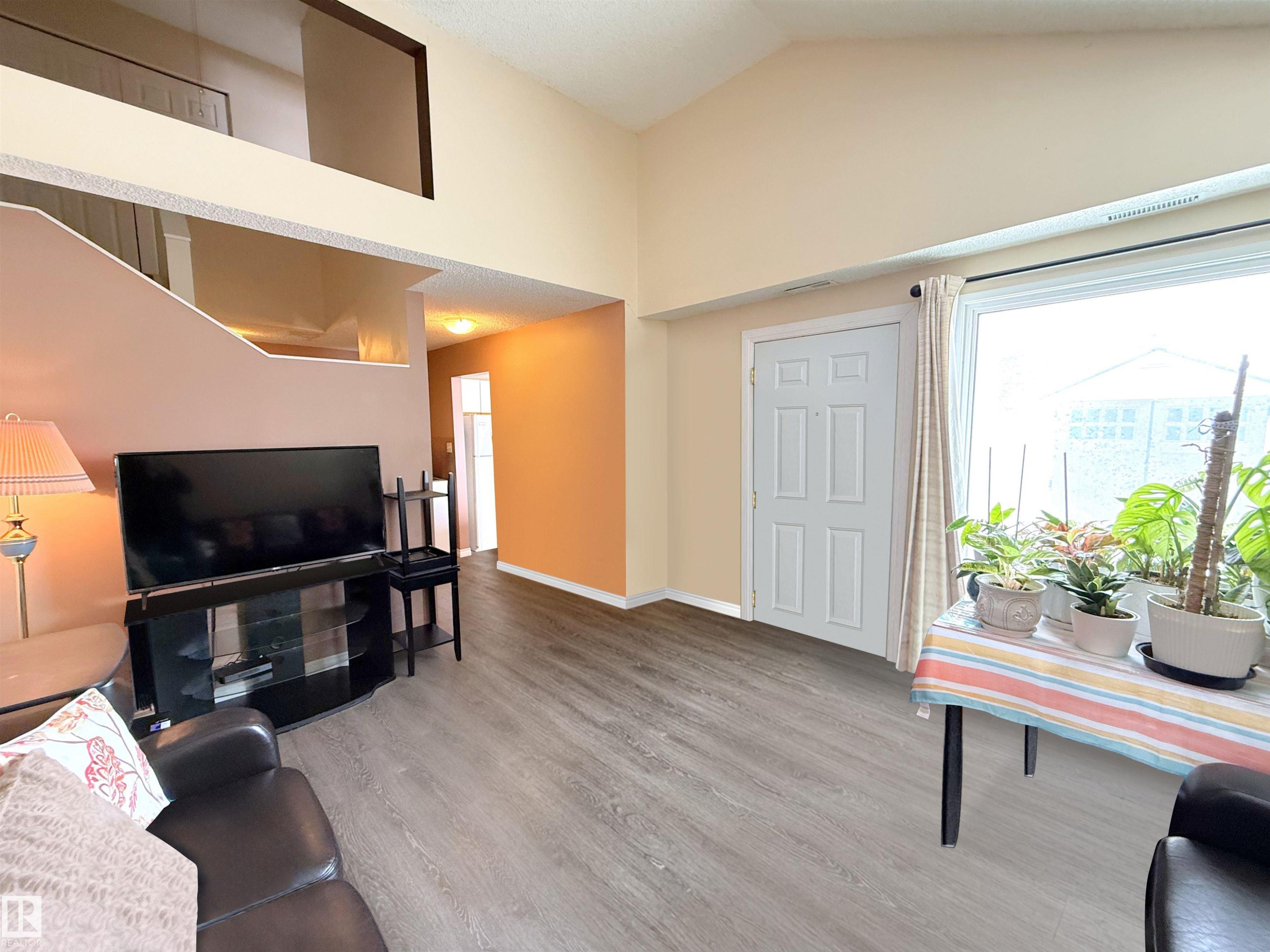 












157 LANCASTER Terrace

,
Edmonton,




AB
T5X 5T1

