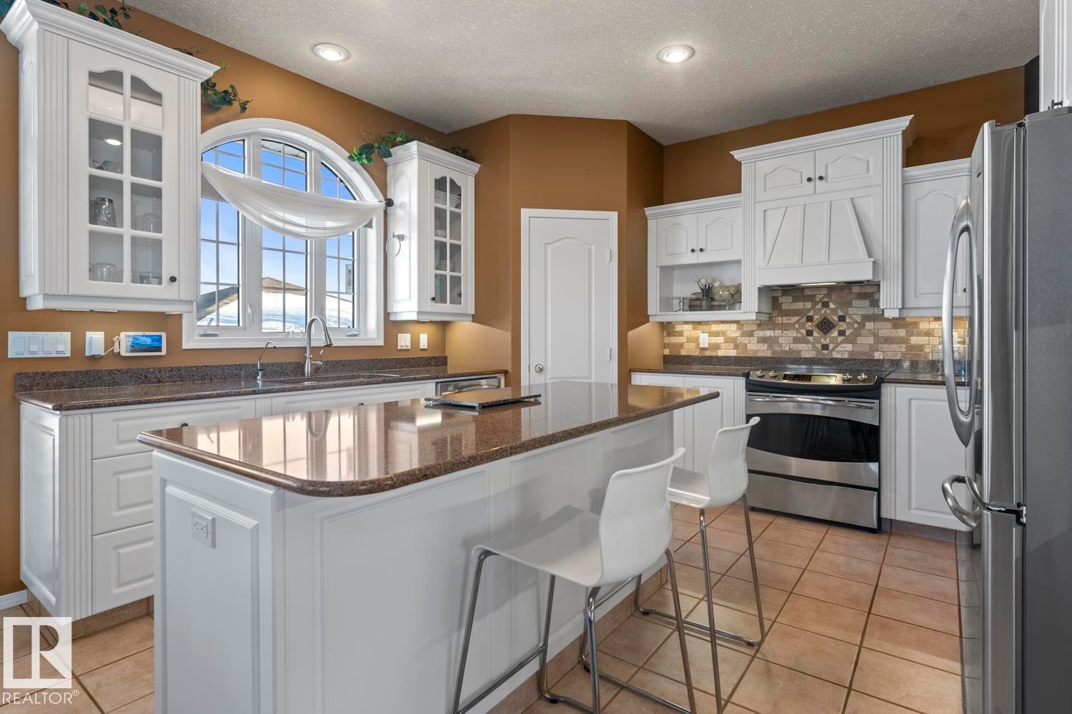












4011 38 St

,
Bonnyville Town,




AB
T9N 2K2

