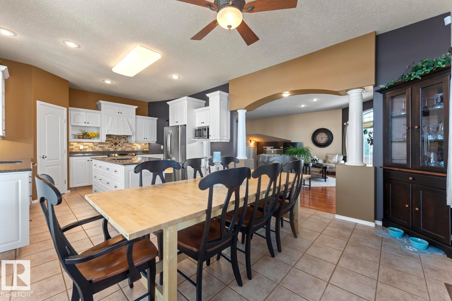 












4011 38 St

,
Bonnyville Town,




AB
T9N 2K2

