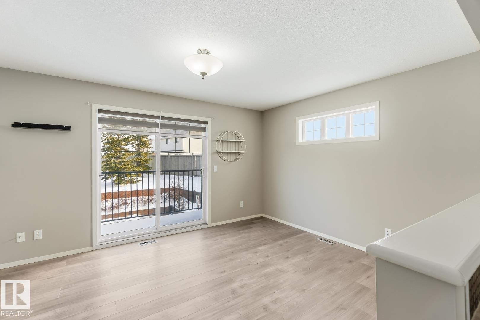 












16 3751 12 Street

,
Edmonton,




AB
T6T 0N3

