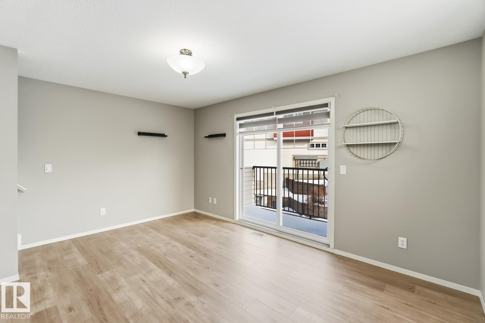 












16 3751 12 Street

,
Edmonton,




AB
T6T 0N3

