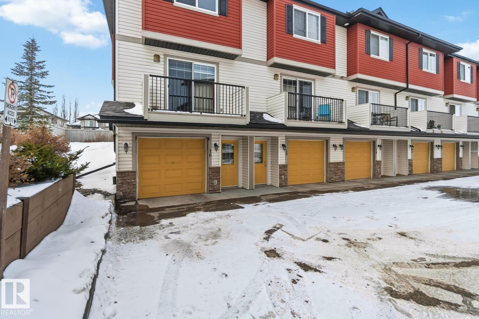 












16 3751 12 Street

,
Edmonton,




AB
T6T 0N3

