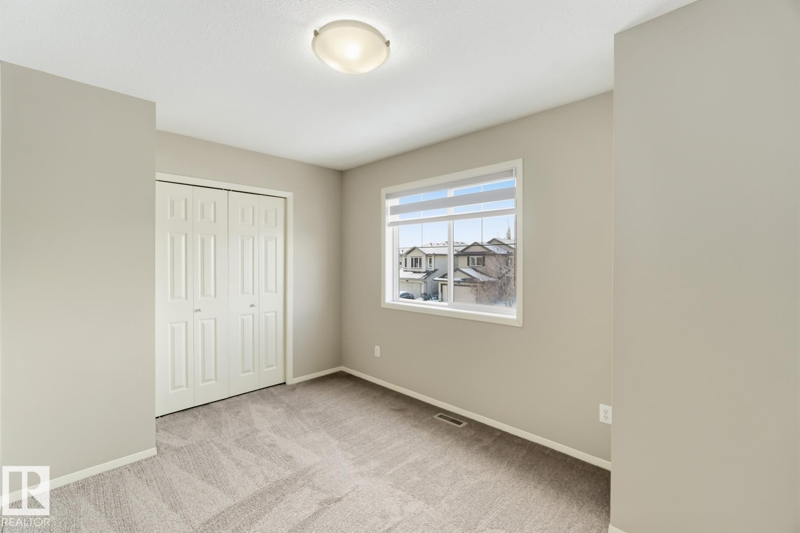 












16 3751 12 Street

,
Edmonton,




AB
T6T 0N3


