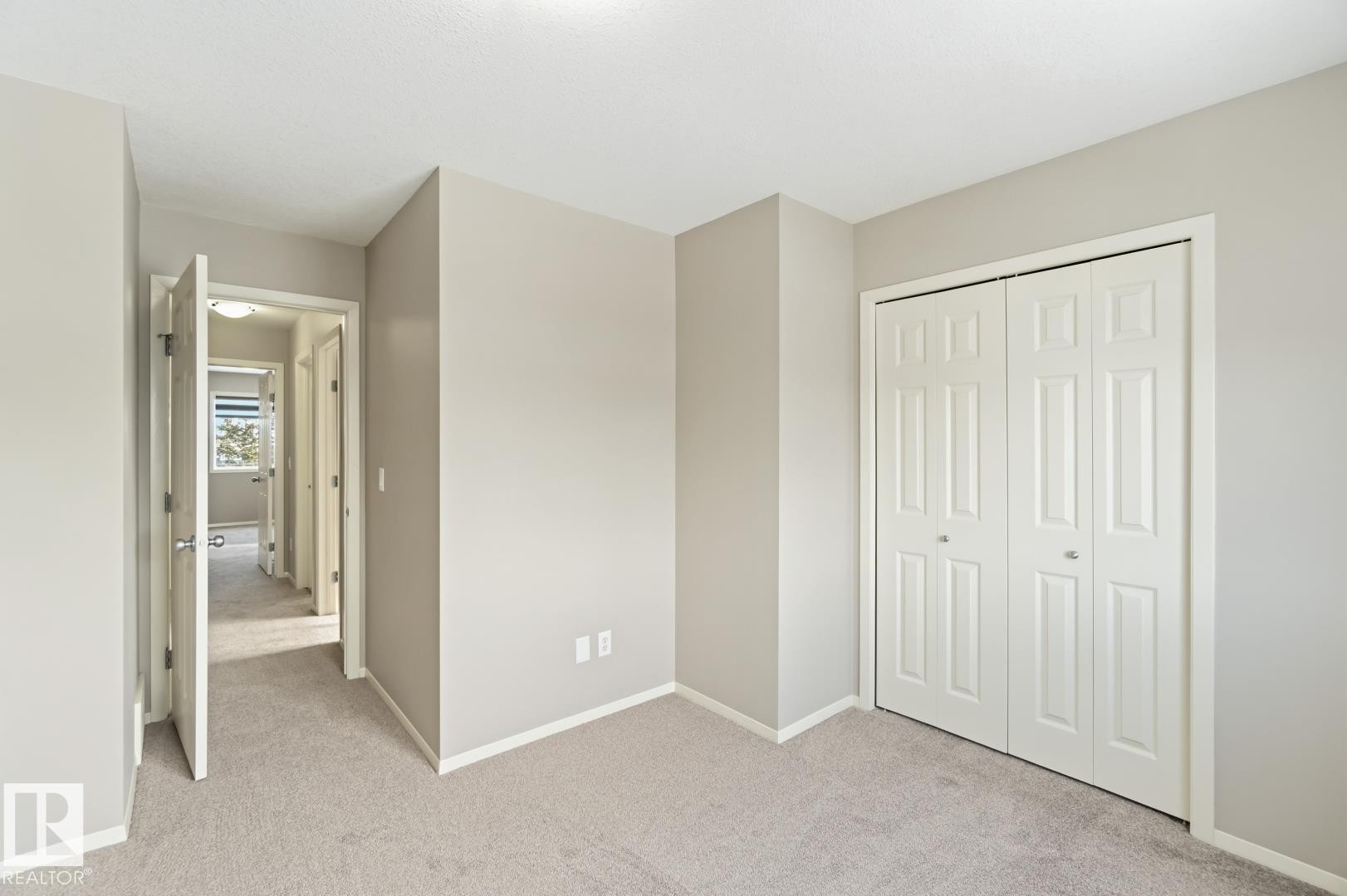












16 3751 12 Street

,
Edmonton,




AB
T6T 0N3

