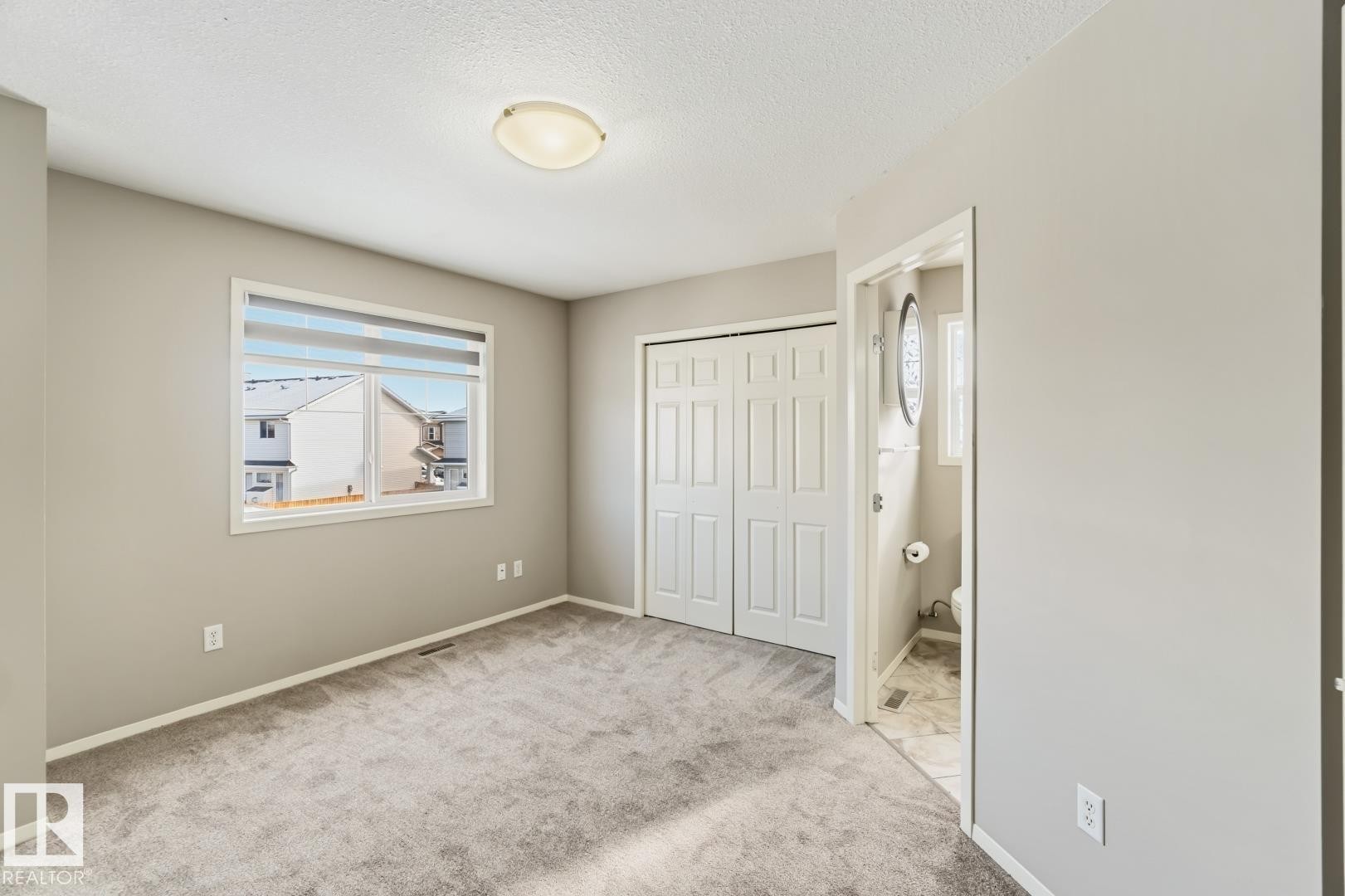 












16 3751 12 Street

,
Edmonton,




AB
T6T 0N3

