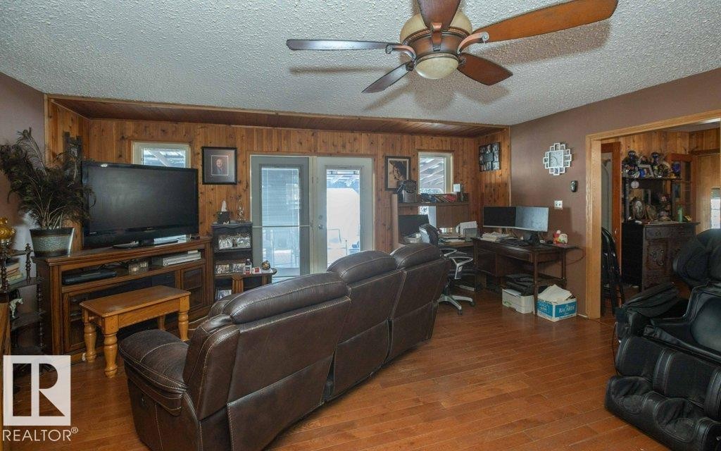 












59415A Rg Rd 240

,
Rural Westlock County,




AB
T0G 0P0

