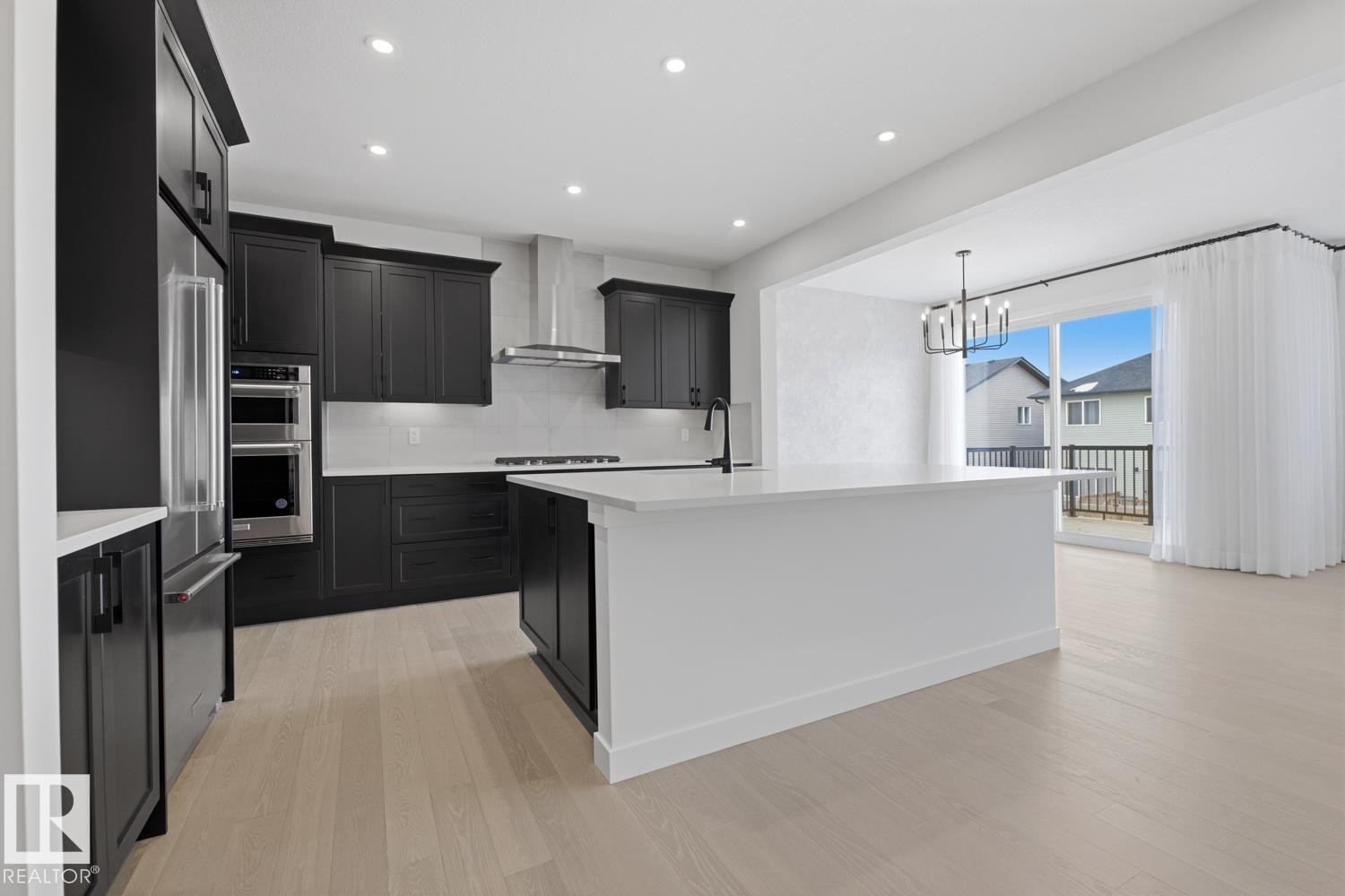 












4454 Kinsella Green SW

,
Edmonton,




AB
T6W 5G2

