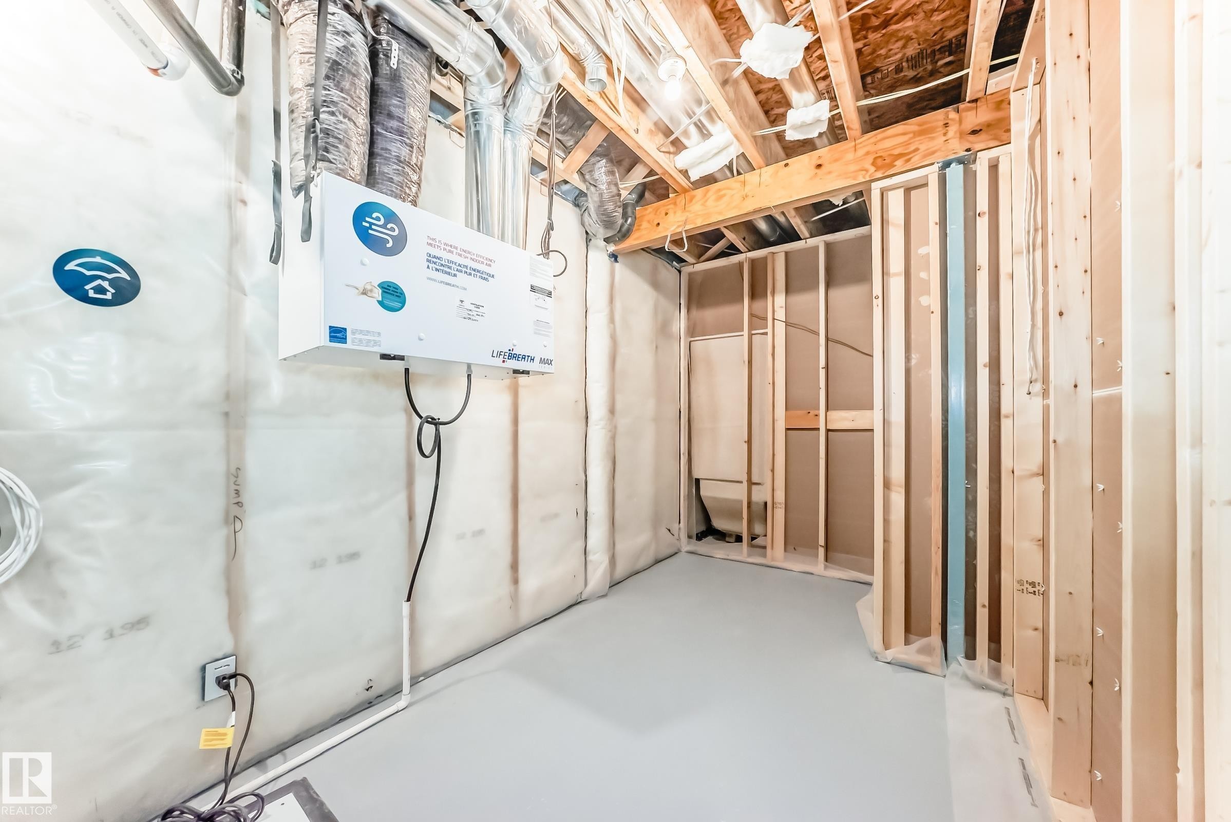 












4454 Kinsella Green SW

,
Edmonton,




AB
T6W 5G2

