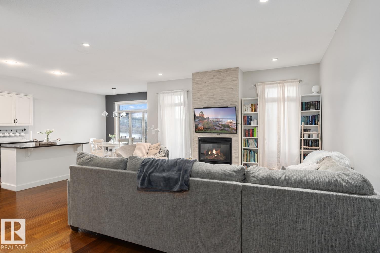 












4 Aspen Court

,
Cold Lake,




AB
T9M 0G2

