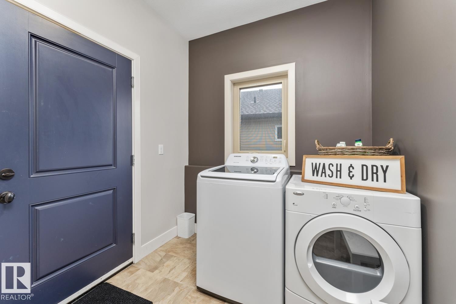 












4 Aspen Court

,
Cold Lake,




AB
T9M 0G2

