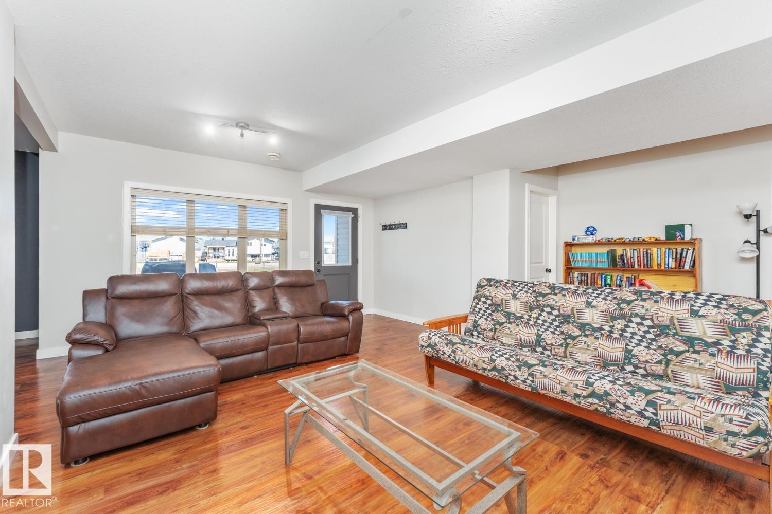 












4 Aspen Court

,
Cold Lake,




AB
T9M 0G2

