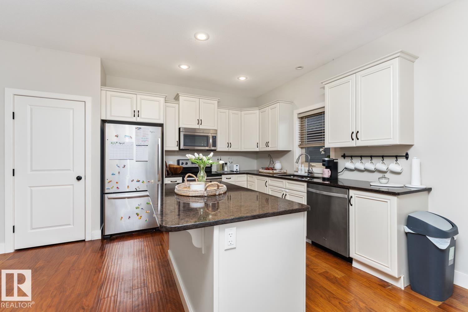 












4 Aspen Court

,
Cold Lake,




AB
T9M 0G2

