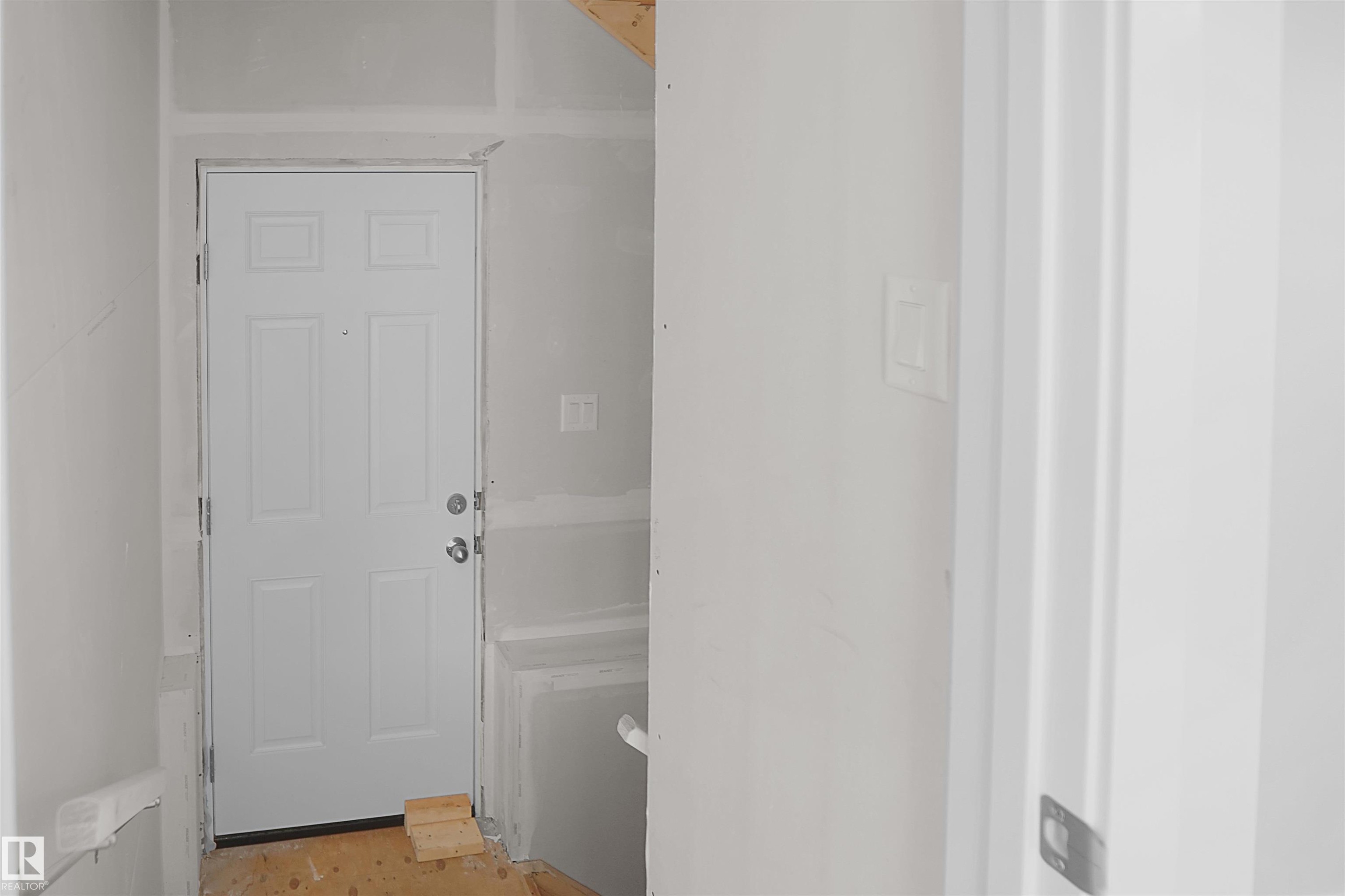 












22935 82 Avenue

,
Edmonton,




AB
T5T 4N5

