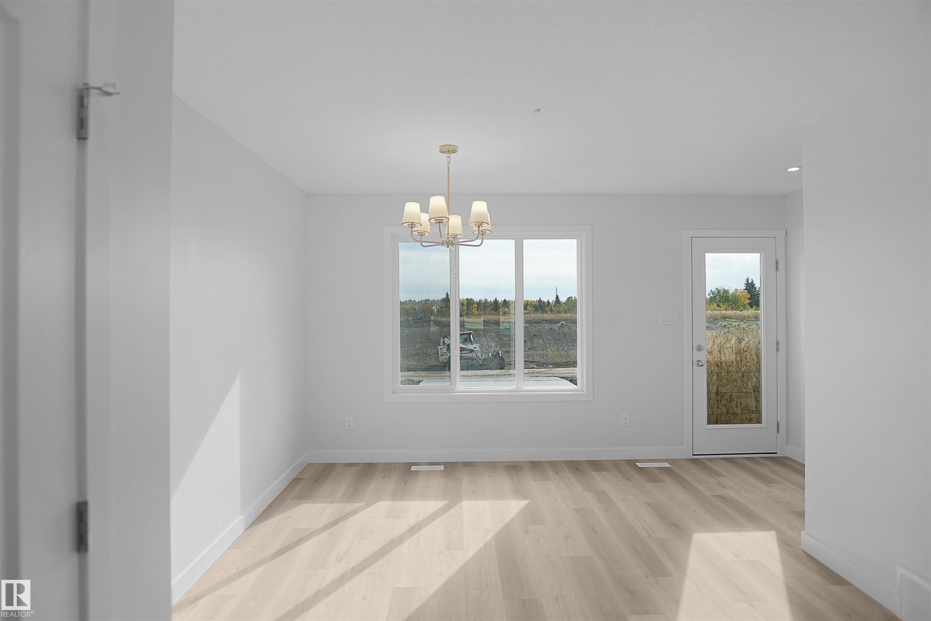 












22935 82 Avenue

,
Edmonton,




AB
T5T 4N5

