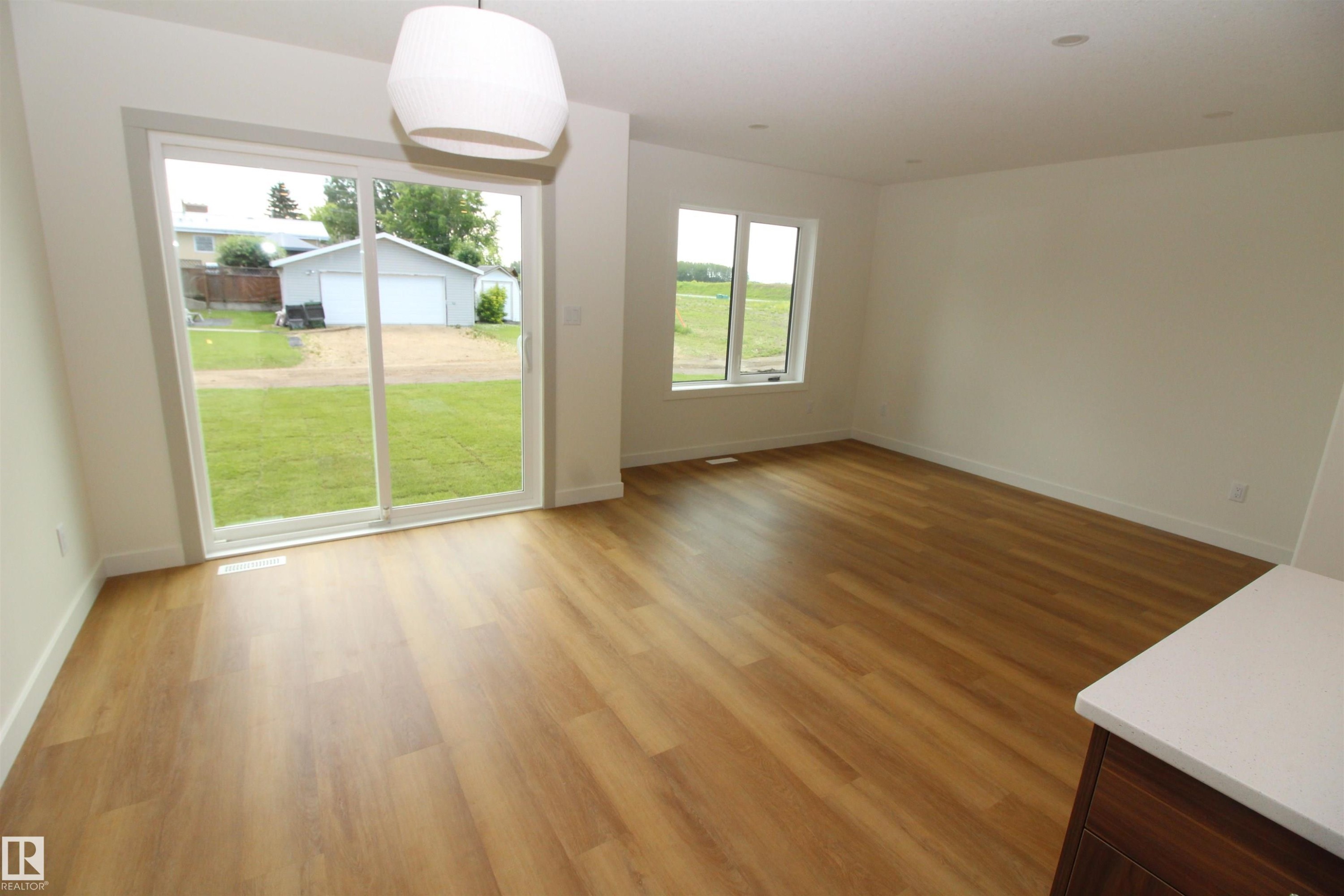 












A 9315 99 Avenue

,
Westlock,




AB
T7P 2P6

