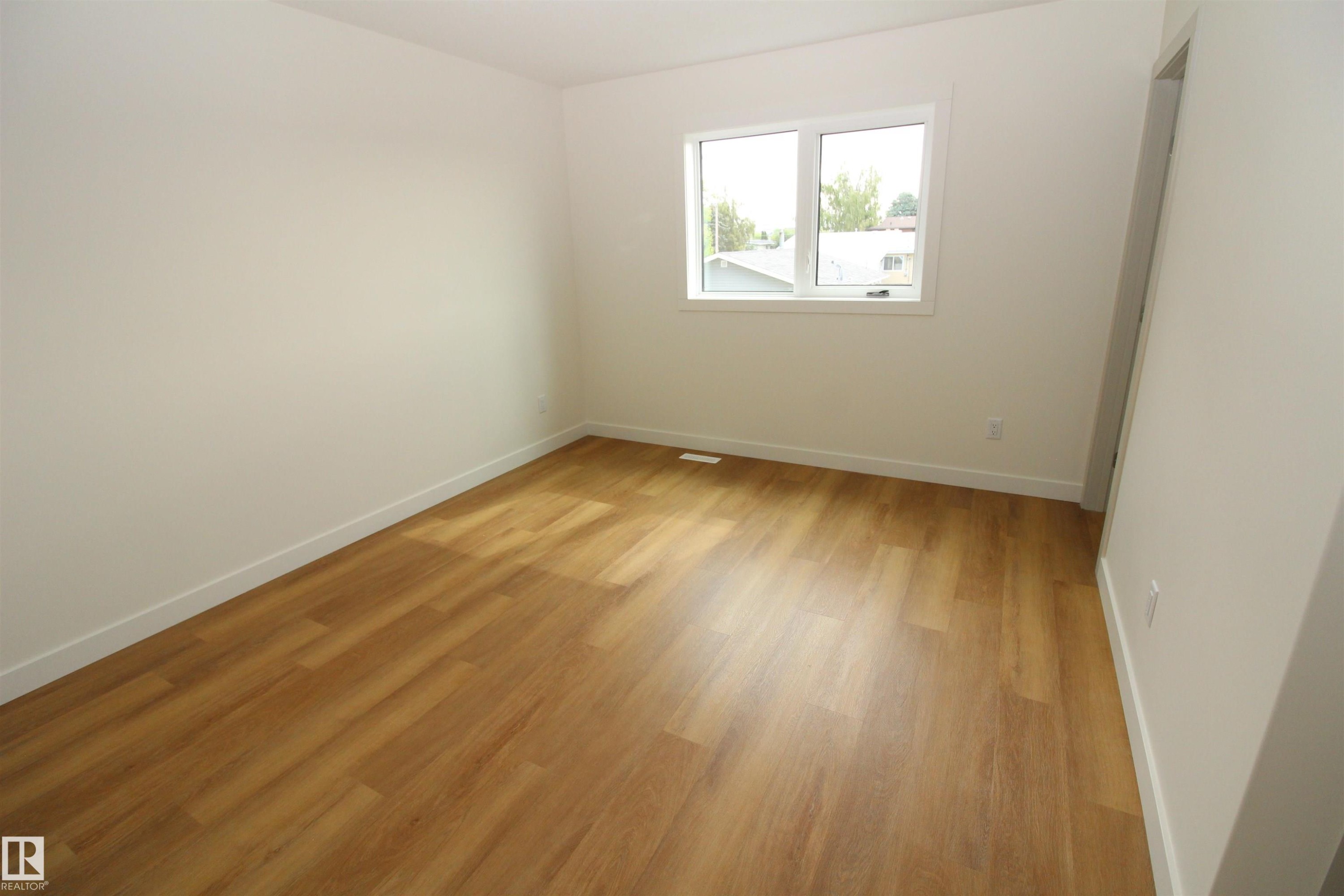












A 9315 99 Avenue

,
Westlock,




AB
T7P 2P6

