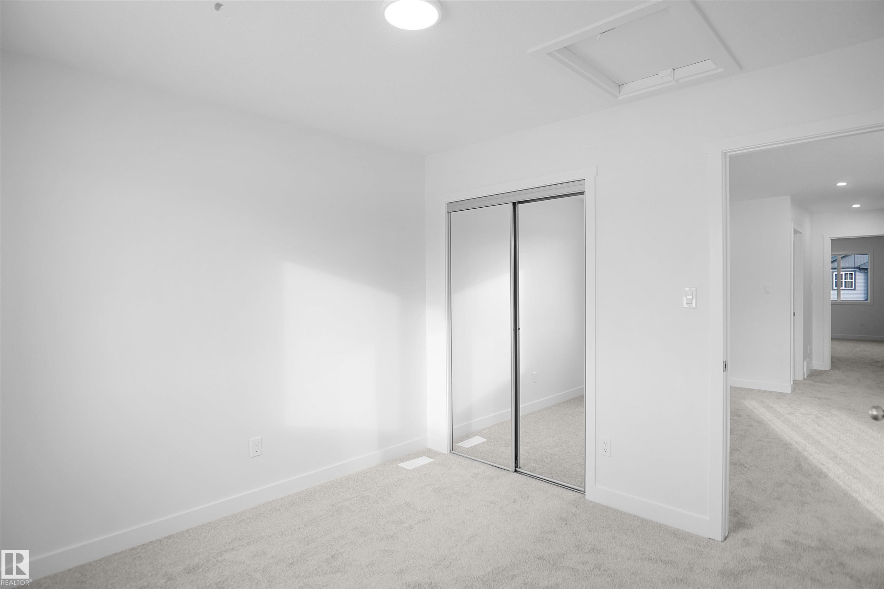 












1535 11 Avenue

,
Edmonton,




AB
T6T 2N5


