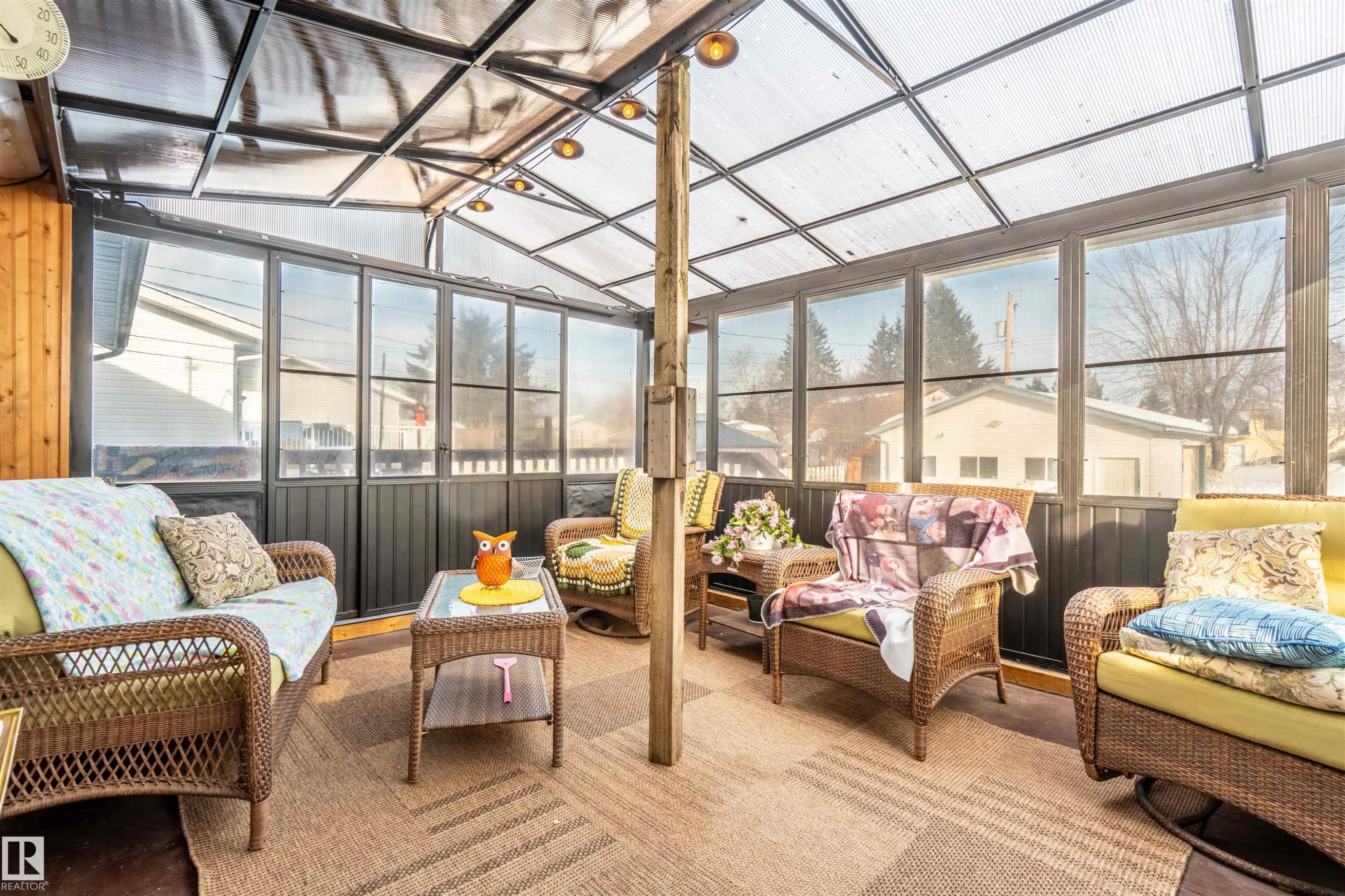 












6108 51 Avenue

,
Cold Lake,




AB
T9M 1T6

