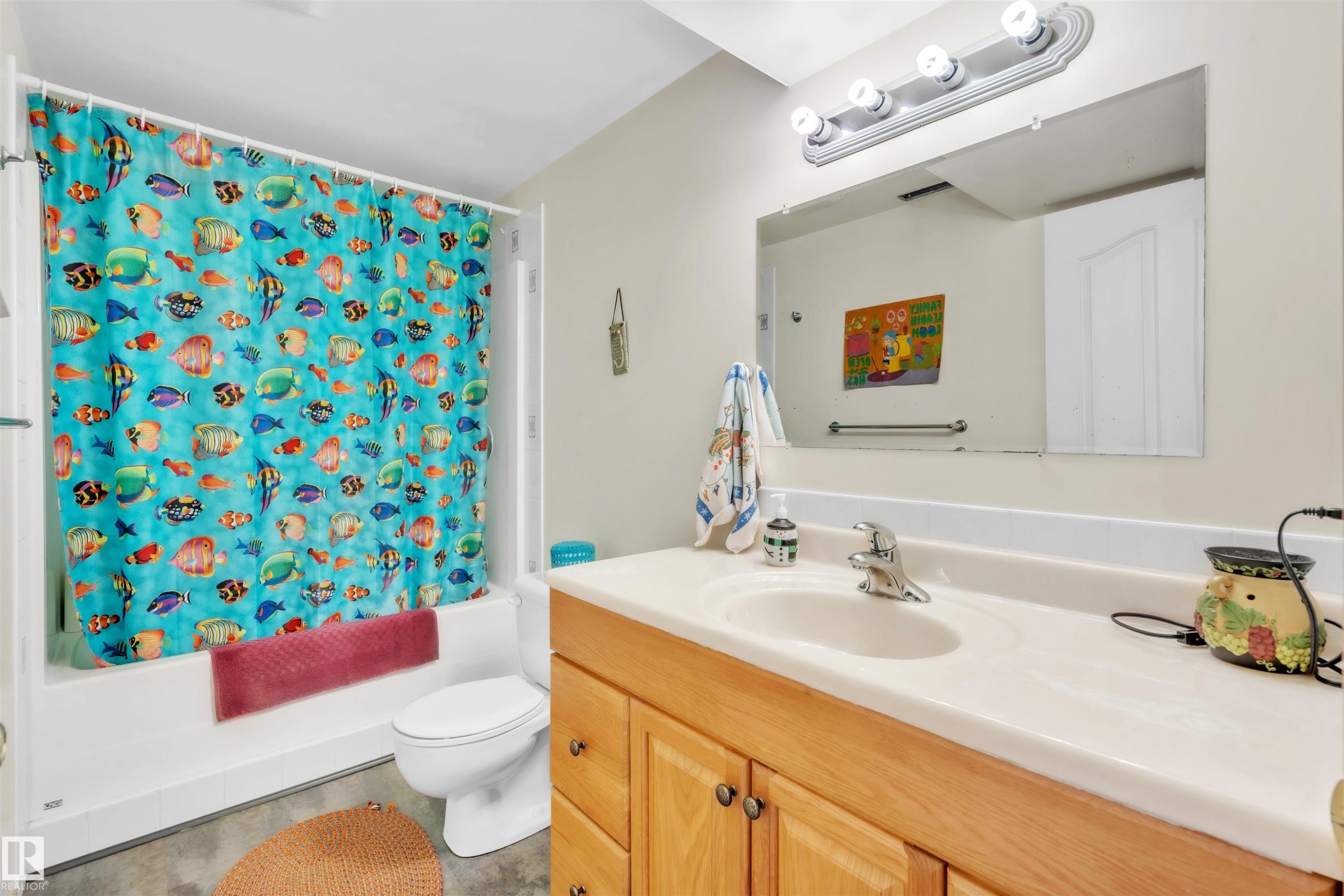 












6108 51 Avenue

,
Cold Lake,




AB
T9M 1T6

