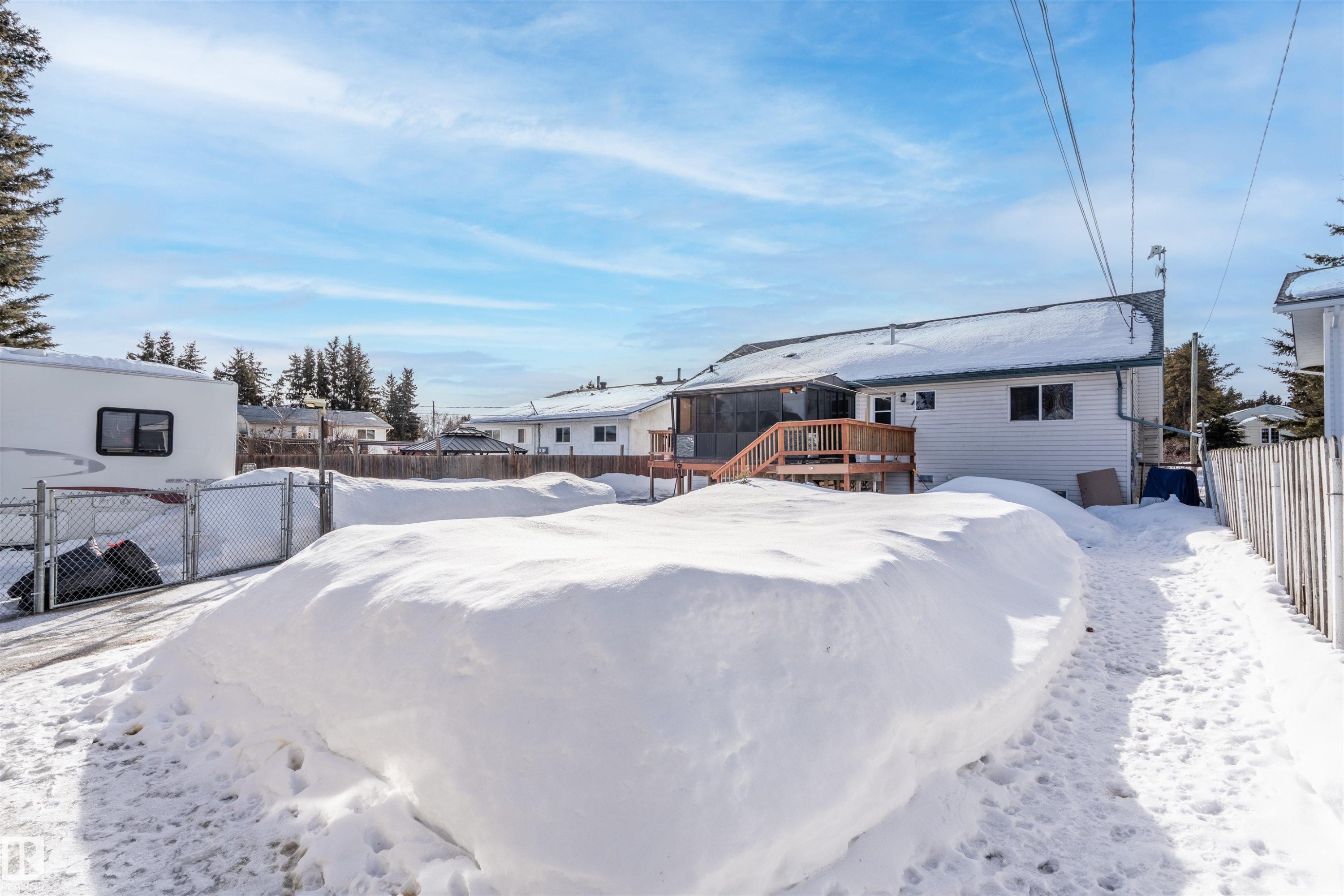 












6108 51 Avenue

,
Cold Lake,




AB
T9M 1T6

