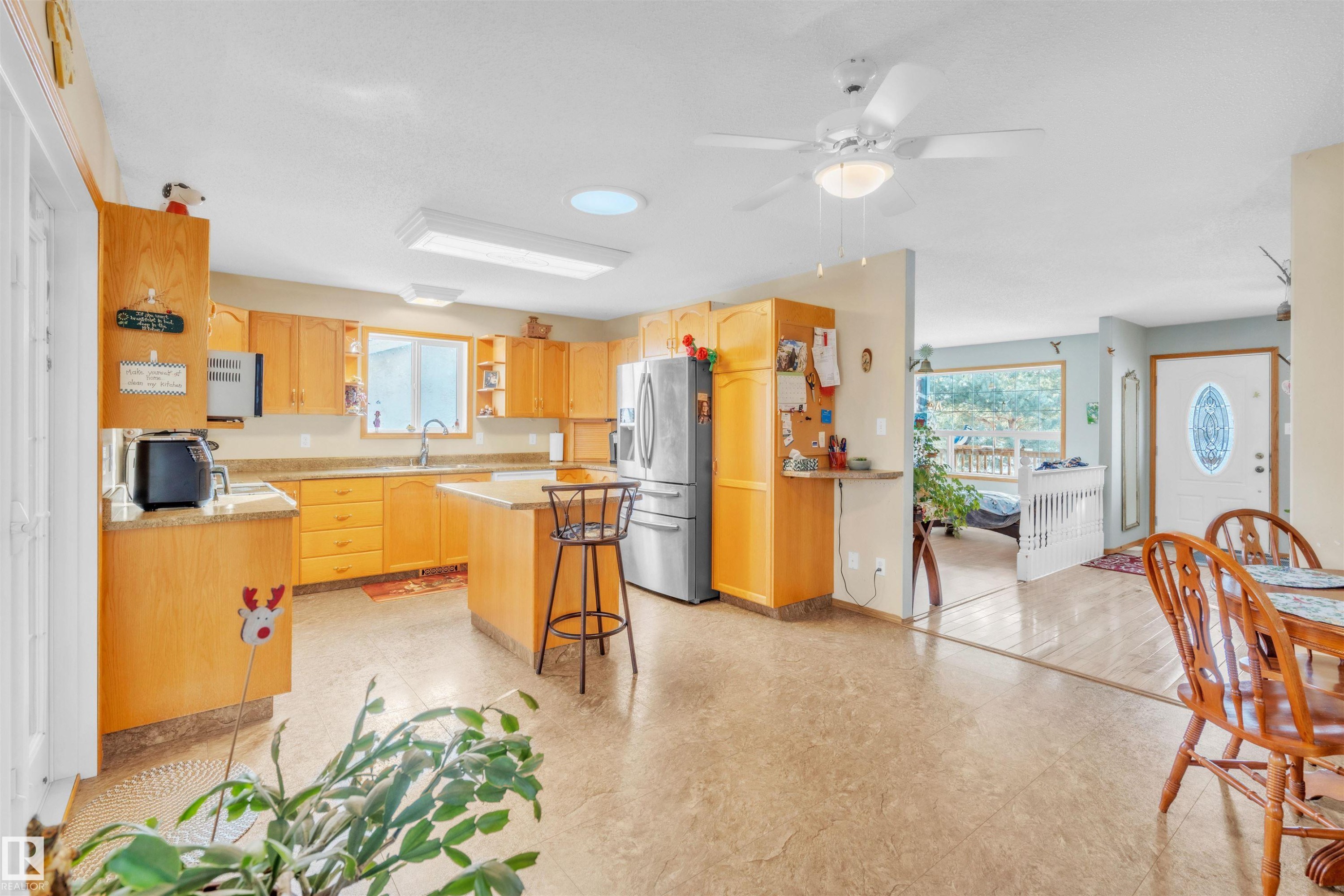 












6108 51 Avenue

,
Cold Lake,




AB
T9M 1T6

