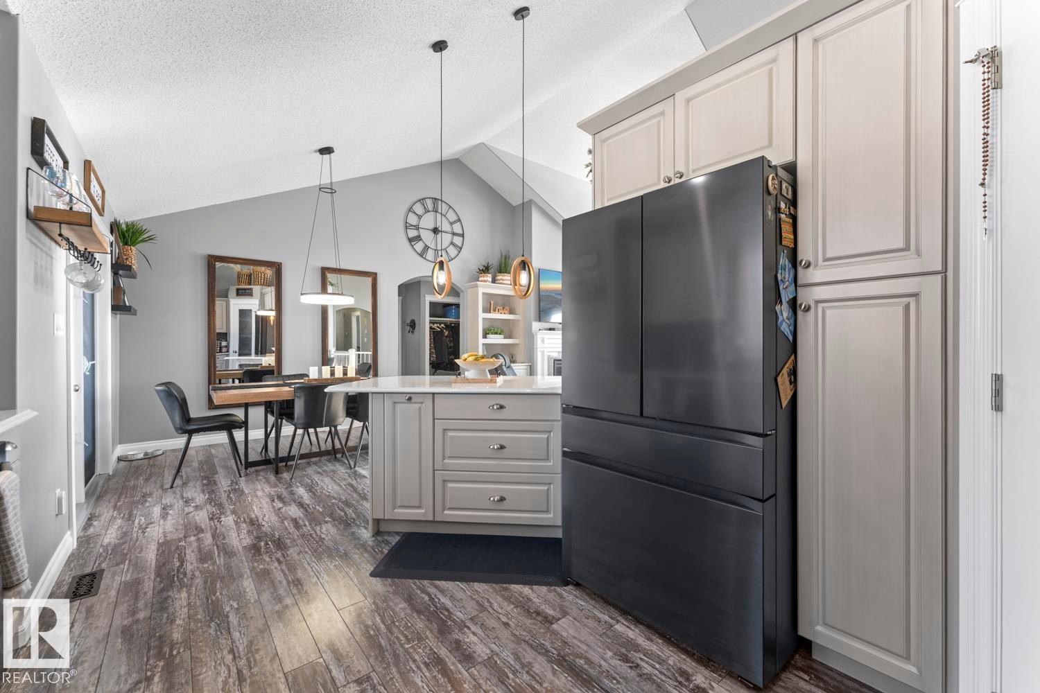 












62230 Range Road 470

,
Rural Bonnyville M.D.,




AB
T9N 0H2

