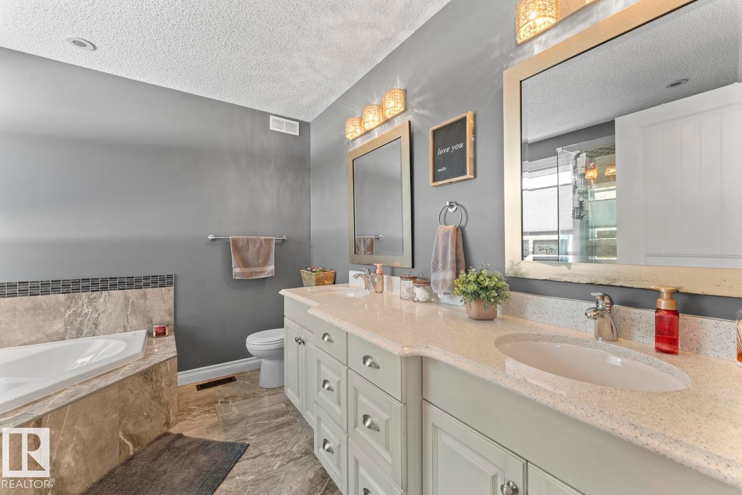 












62230 Range Road 470

,
Rural Bonnyville M.D.,




AB
T9N 0H2

