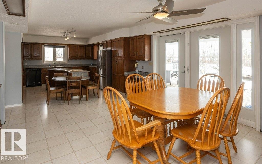












60329 RG RD 15

,
Rural Westlock County,




AB
T7P 2N9


