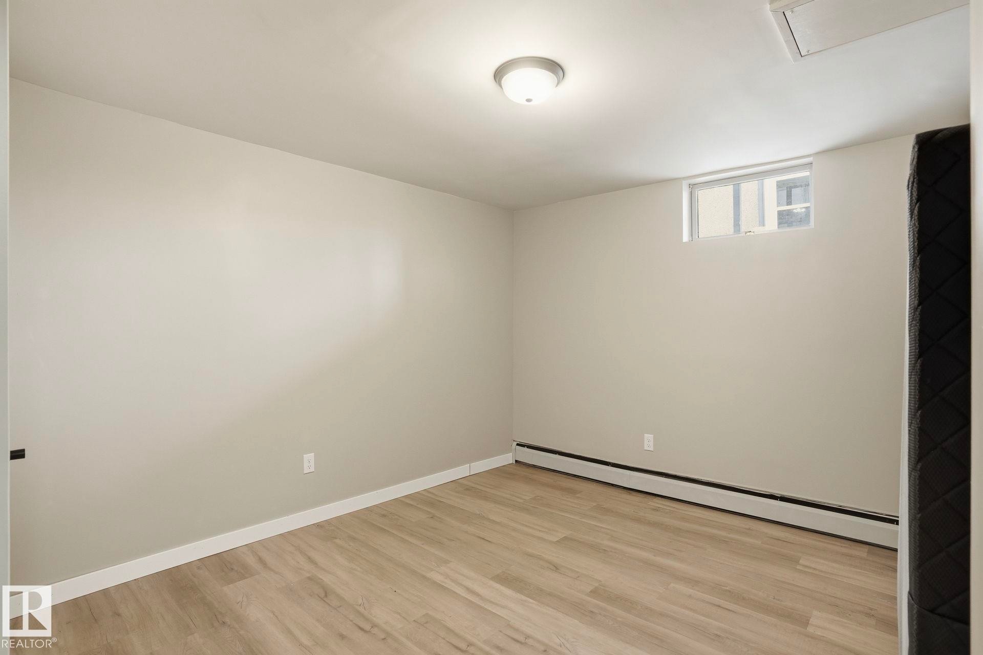 












5403 50 Street

,
Stony Plain,




AB
T7E 1B7

