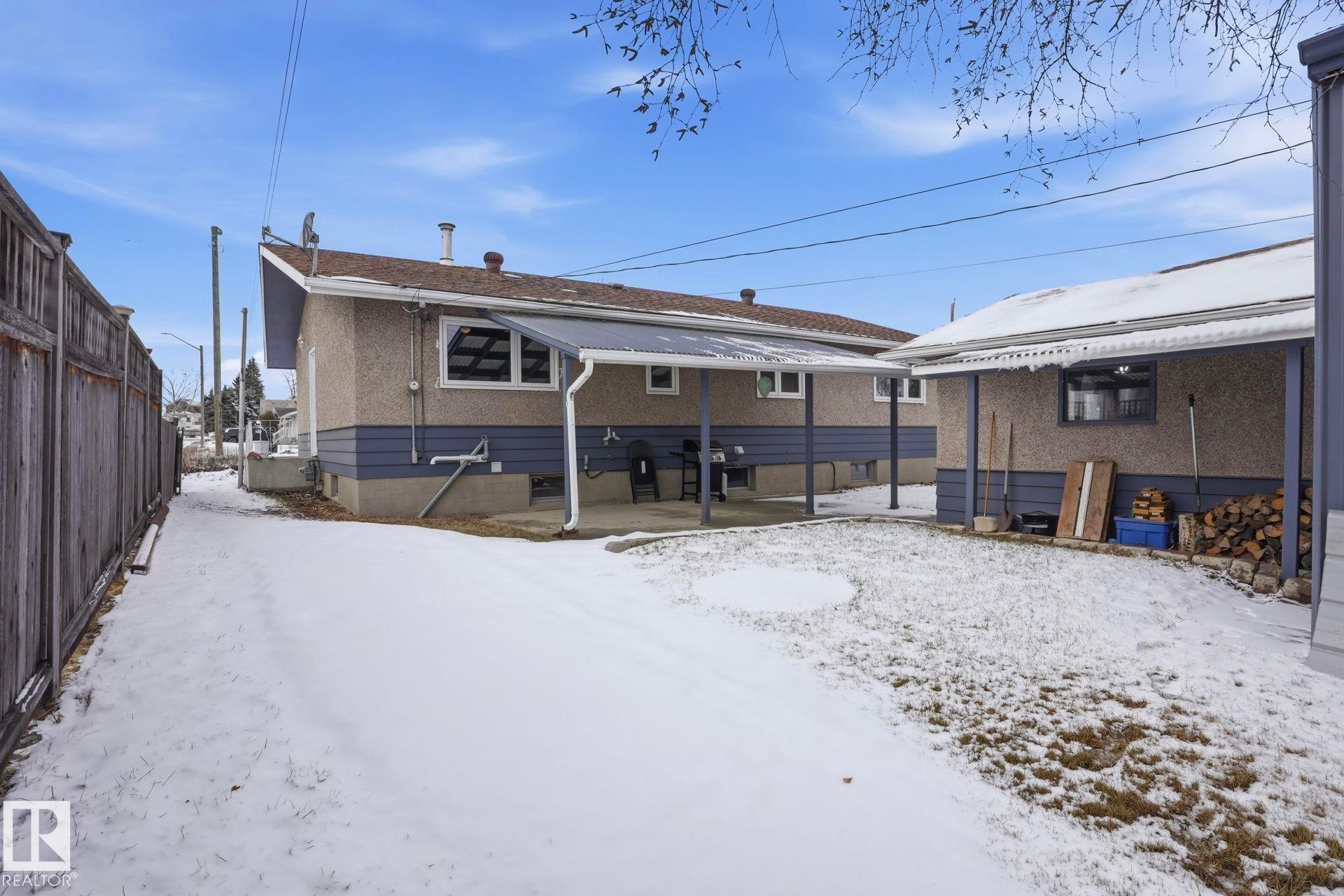 












5403 50 Street

,
Stony Plain,




AB
T7E 1B7

