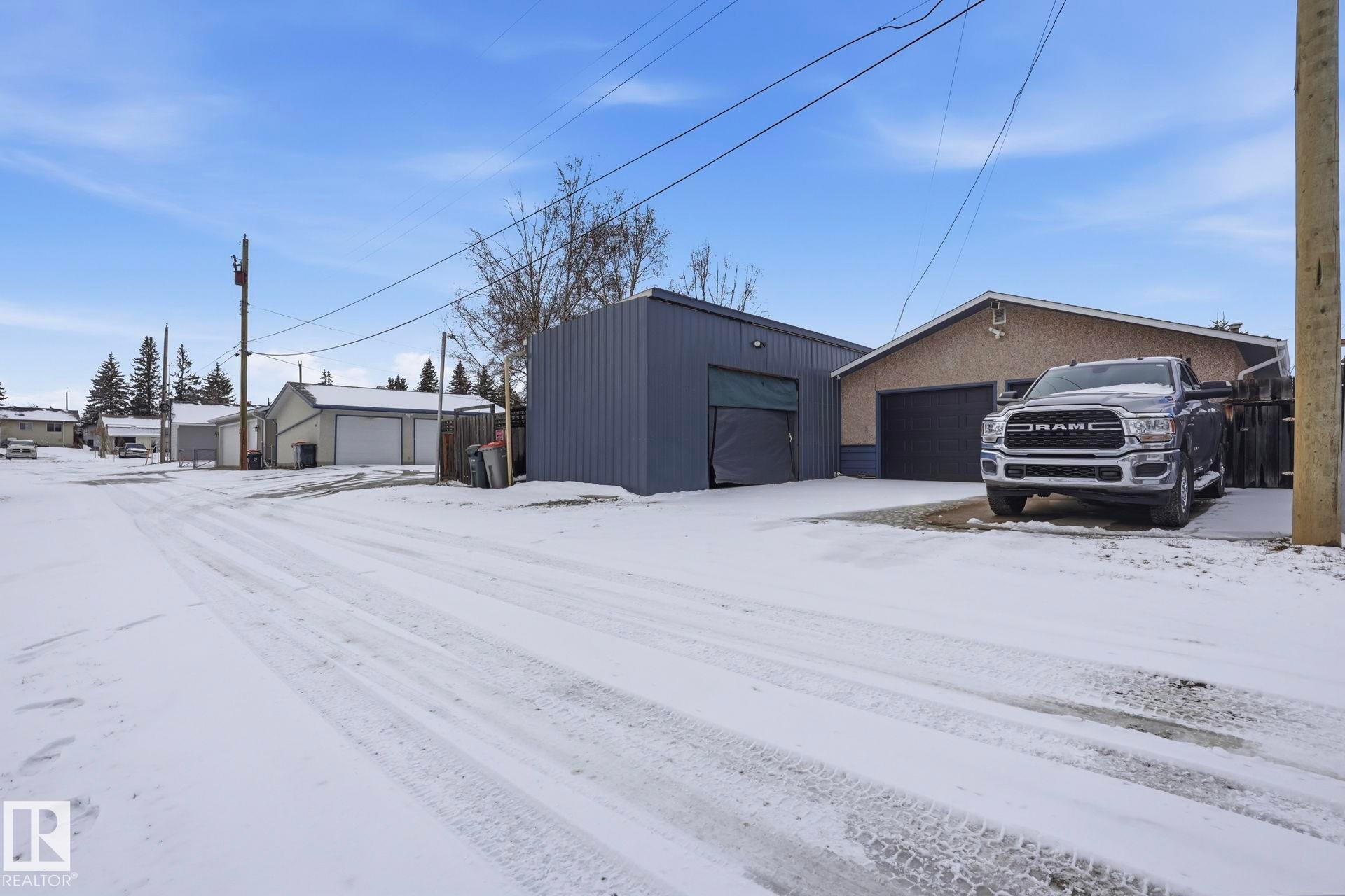 












5403 50 Street

,
Stony Plain,




AB
T7E 1B7

