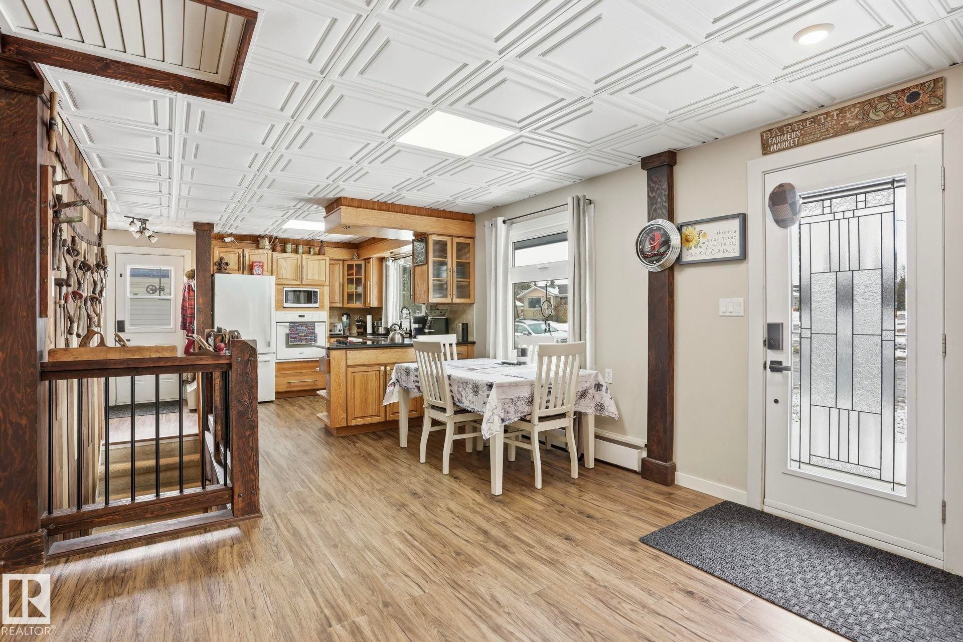 












5403 50 Street

,
Stony Plain,




AB
T7E 1B7

