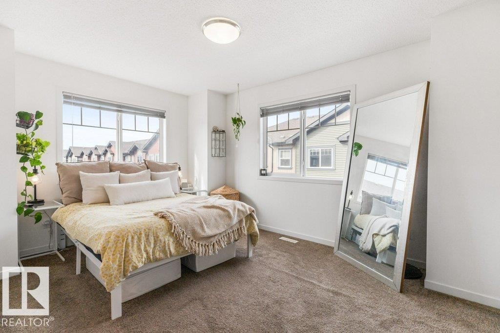 












102 3305 ORCHARDS LINK Link

,
Edmonton,




AB
T6X 2H1

