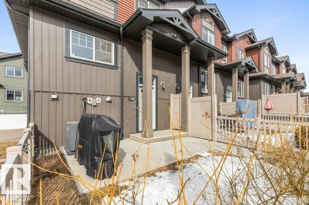 












102 3305 ORCHARDS LINK Link

,
Edmonton,




AB
T6X 2H1

