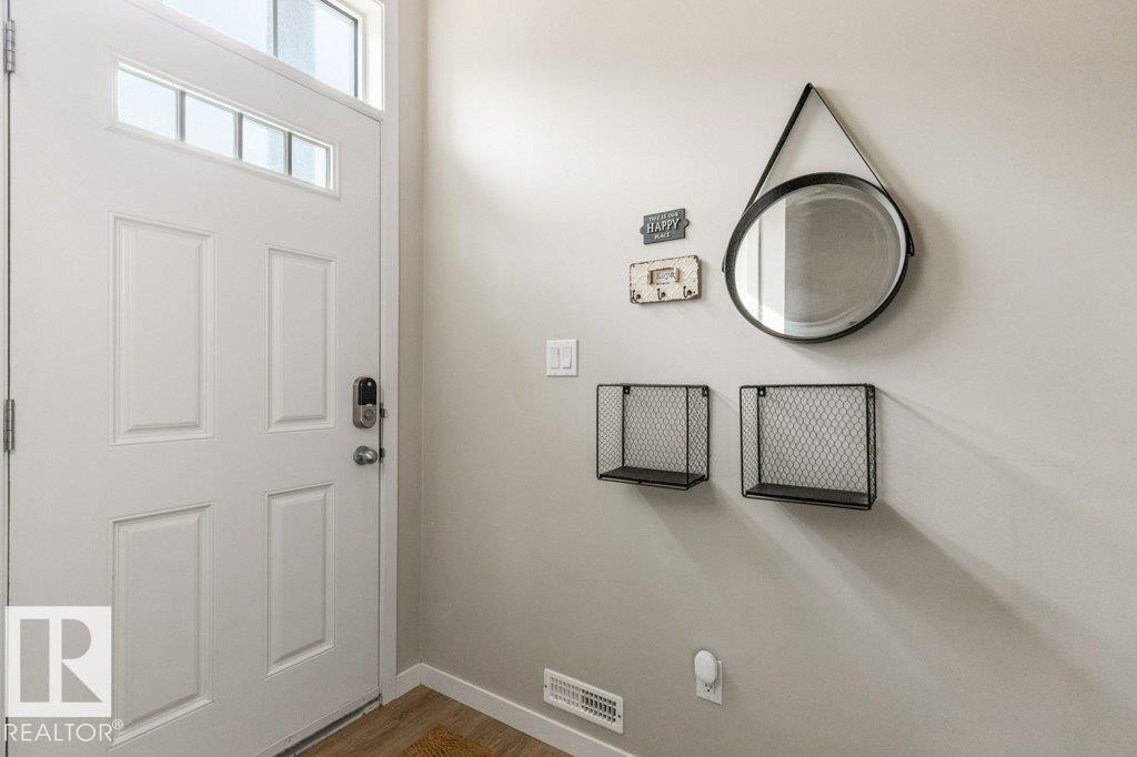 












102 3305 ORCHARDS LINK Link

,
Edmonton,




AB
T6X 2H1

