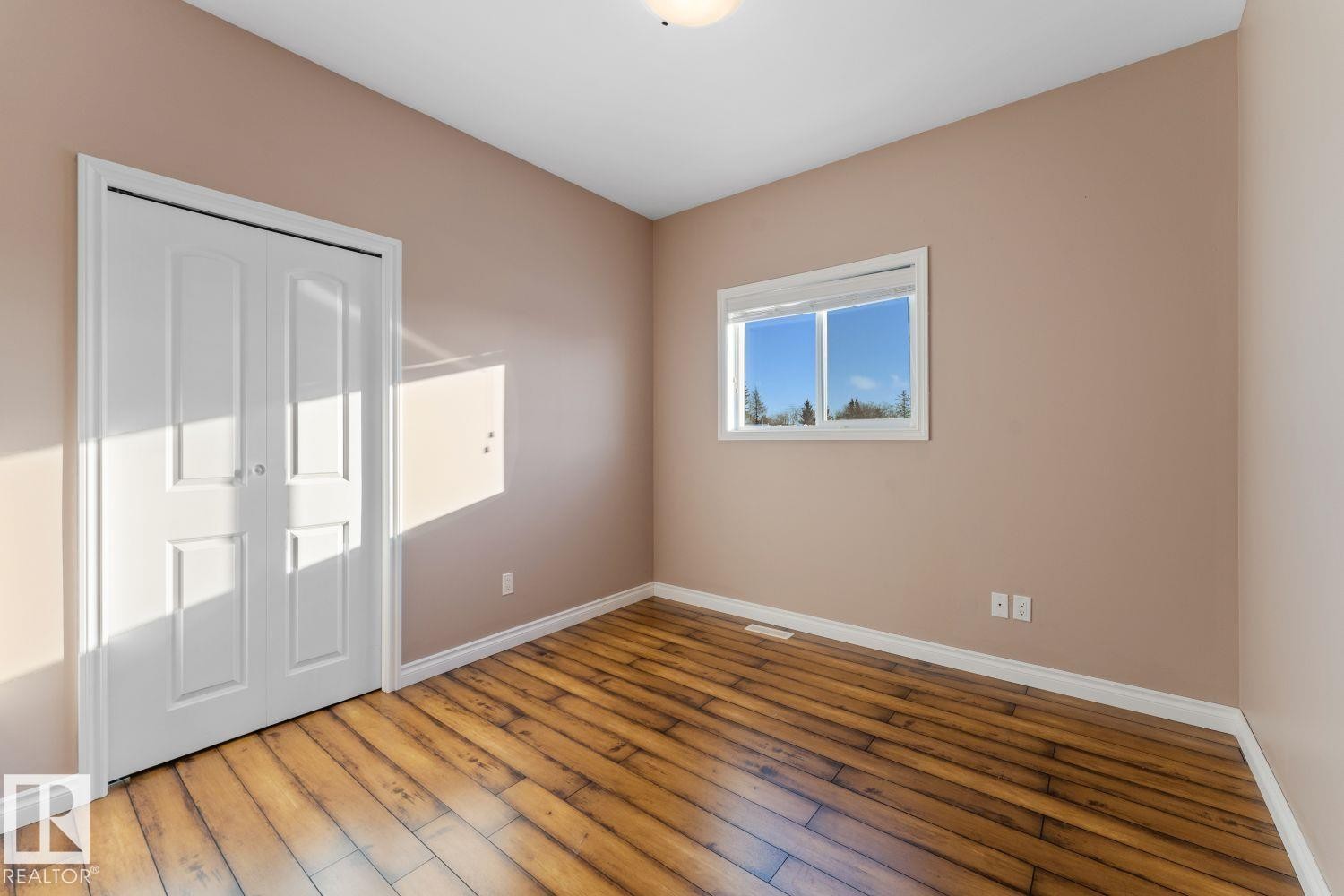 












509 13 Street

,
Cold Lake,




AB
T9M 1B3

