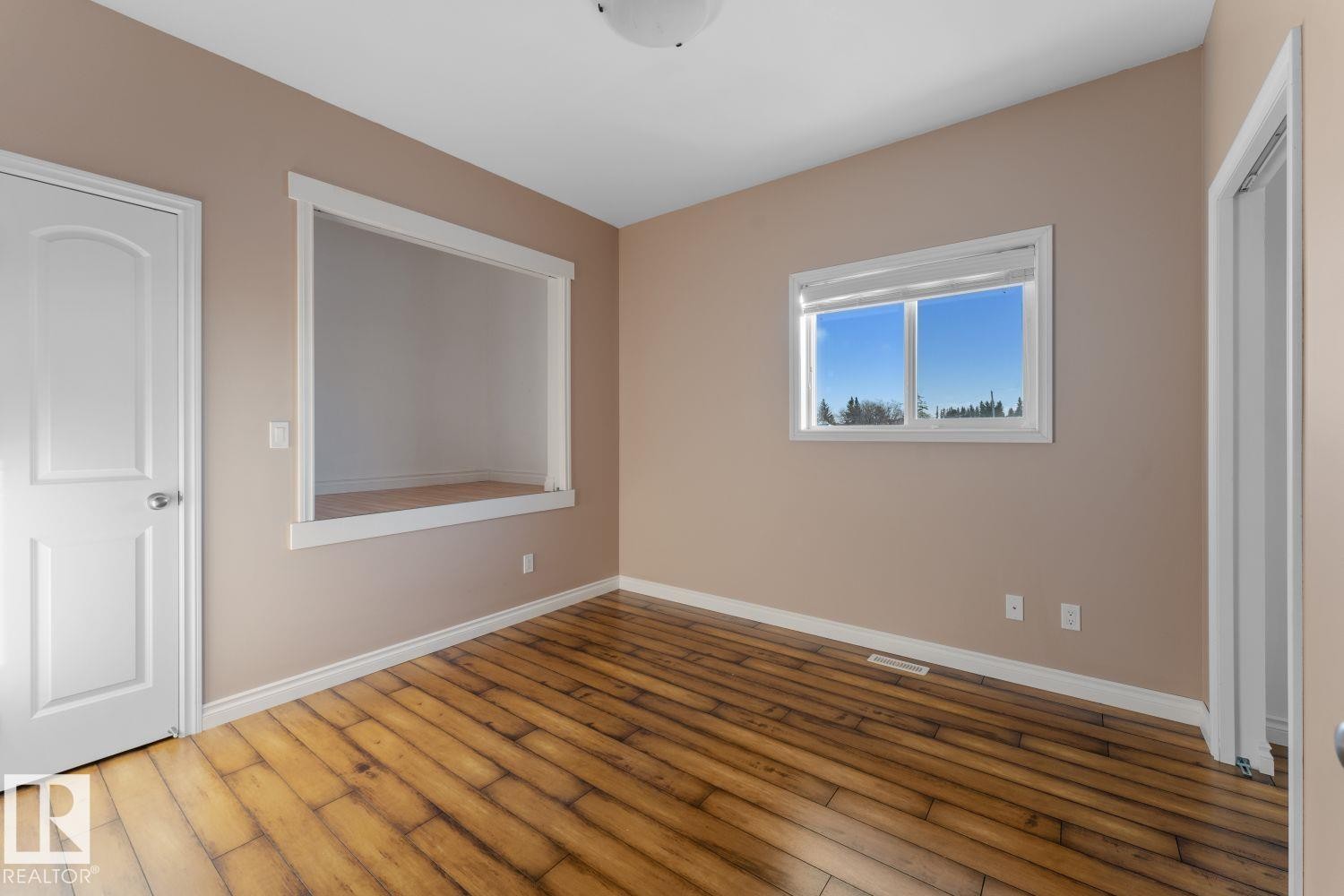 












509 13 Street

,
Cold Lake,




AB
T9M 1B3

